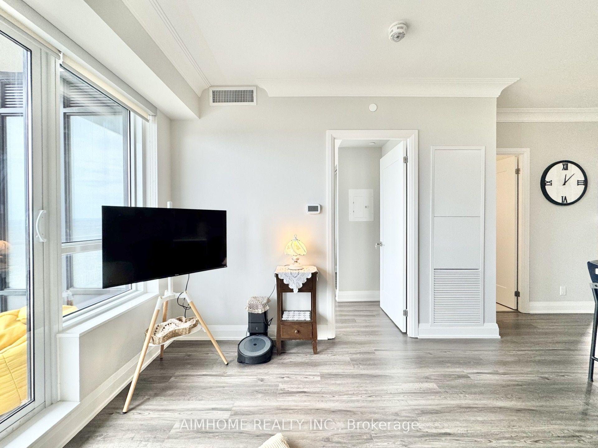 Photo 10 of Unit 2802, 18 Waterwalk Drive, Markham, Unionville — HOMEH