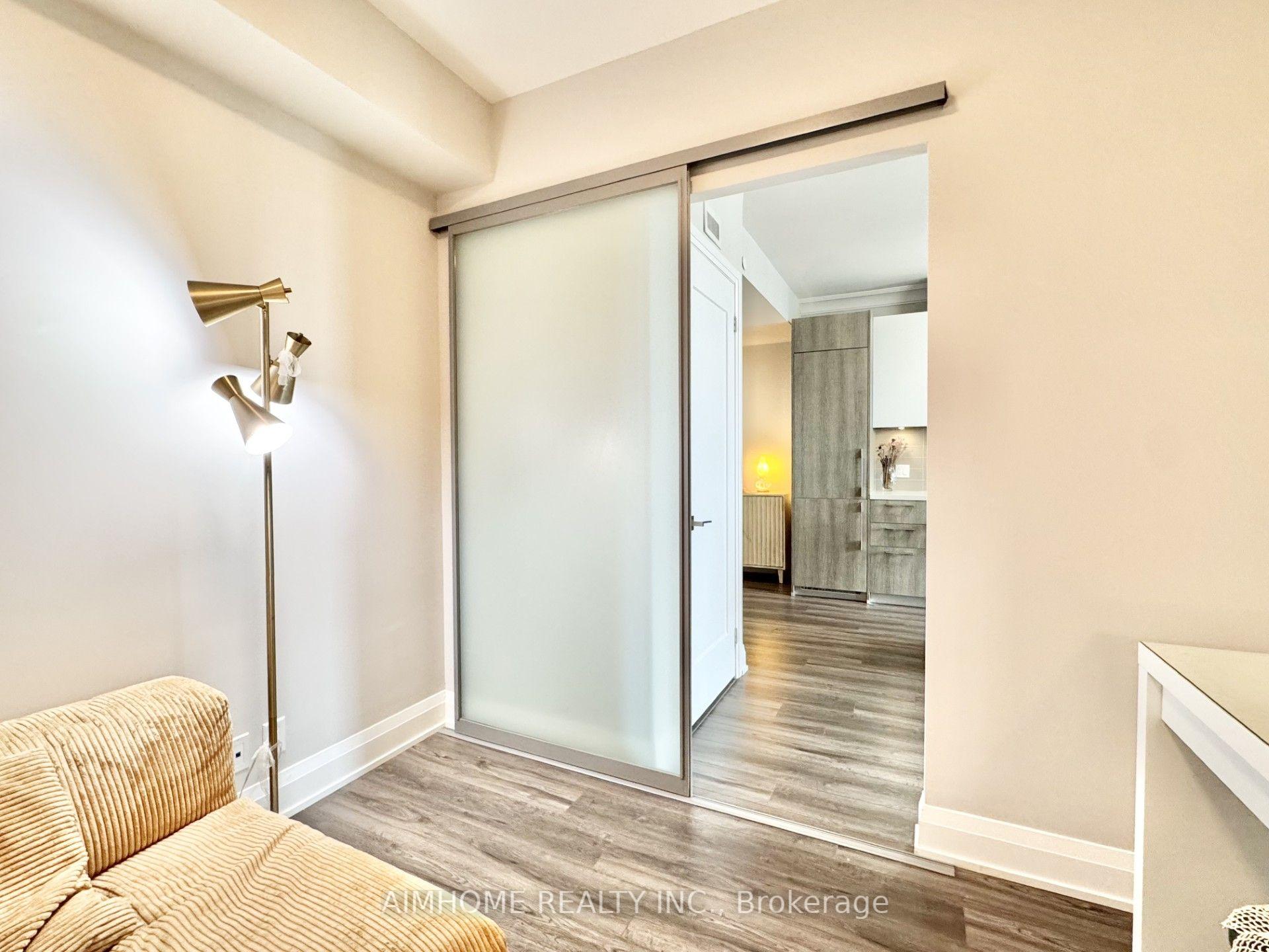 Photo 18 of Unit 2802, 18 Waterwalk Drive, Markham, Unionville — HOMEH
