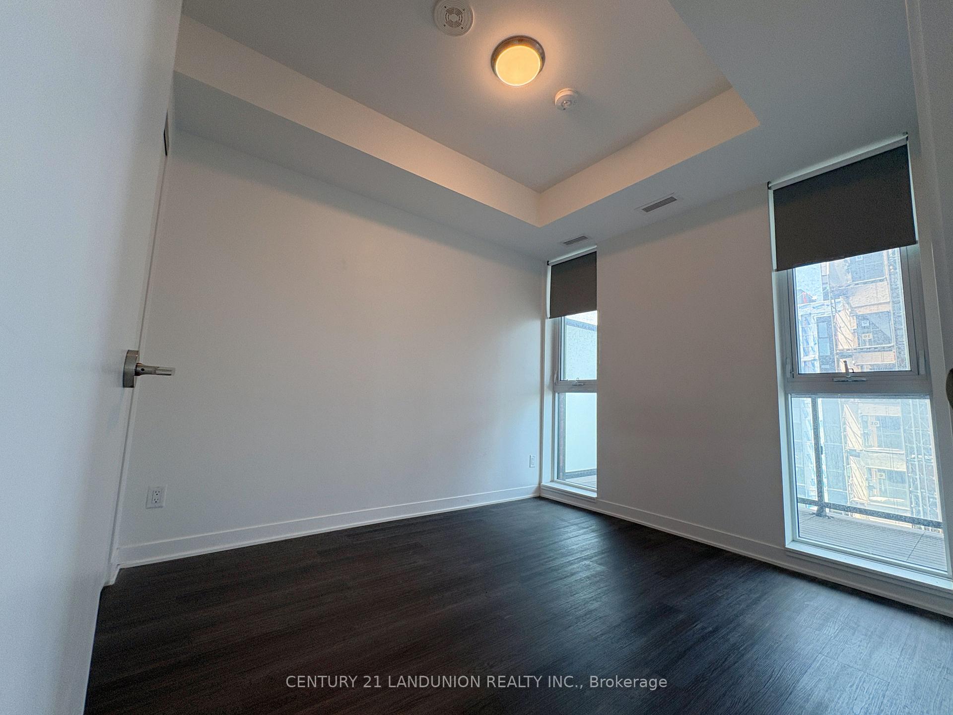 Photo 11 of Unit 1106, 185 Alberta Avenue E, Toronto, Oakwood Village — HOMEH
