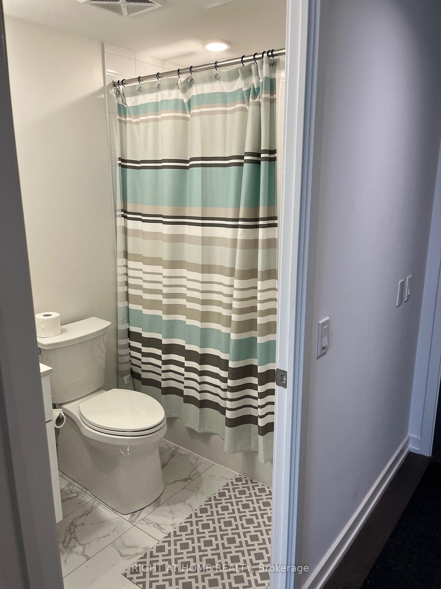 Photo 9 of Unit 715, 25 Richmond Street E, Toronto, Church-Yonge Corridor — HOMEH