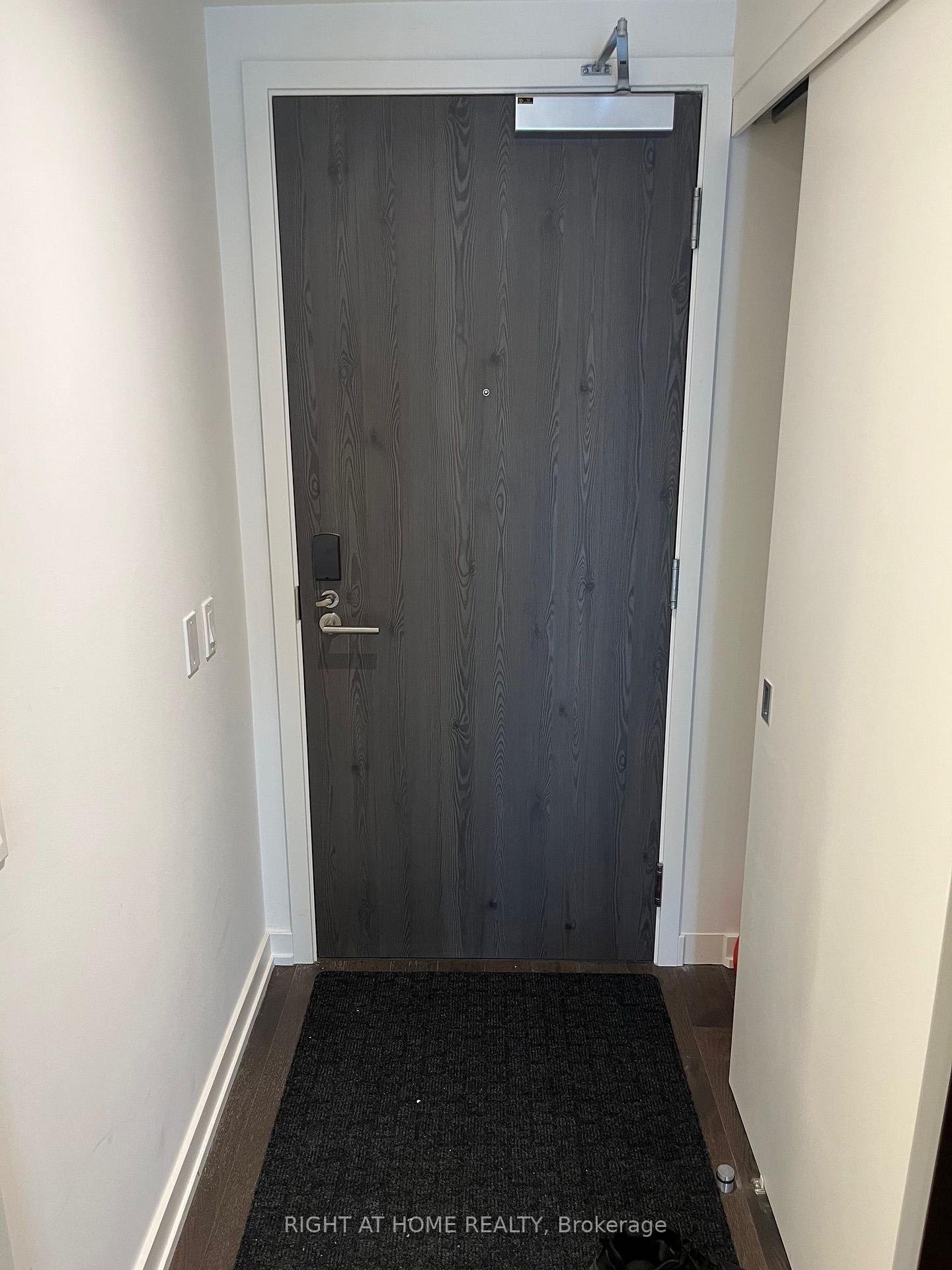 Photo 11 of Unit 715, 25 Richmond Street E, Toronto, Church-Yonge Corridor — HOMEH