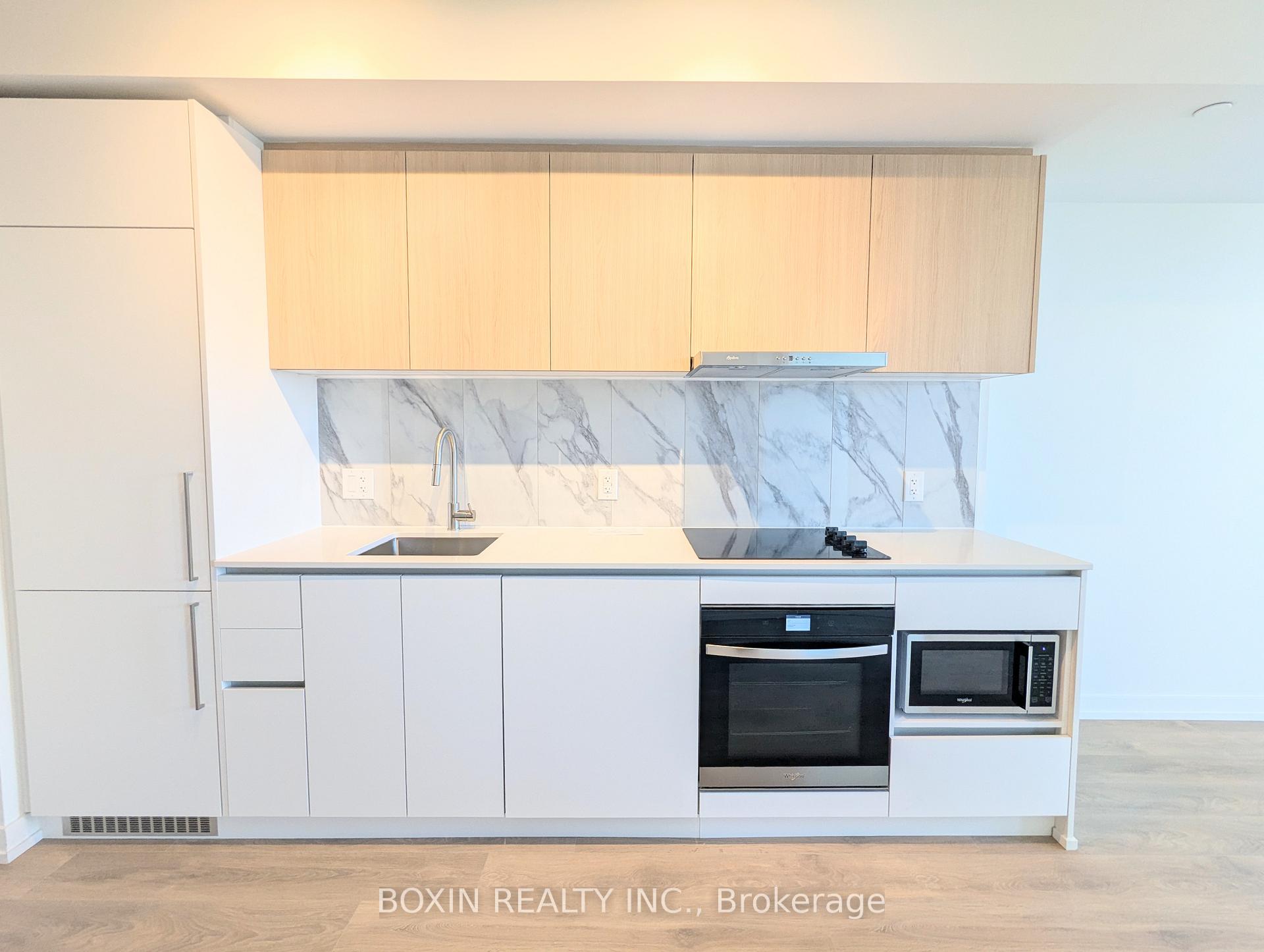 Front of Unit 817, 1100 Sheppard Avenue W
