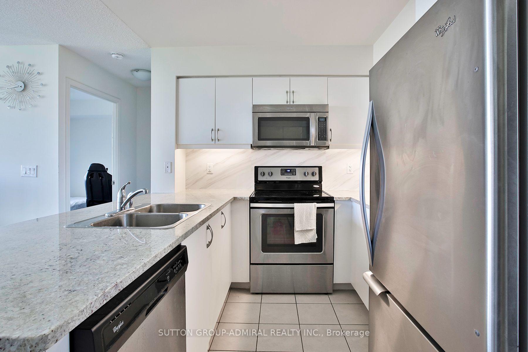 Photo 4 of Unit 1017, 25 Lower Simcoe Street, Toronto, Waterfront Communities — HOMEH