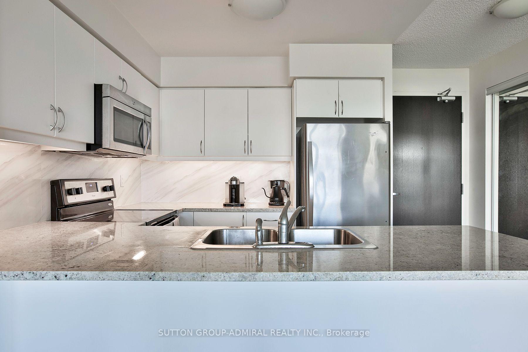 Photo 5 of Unit 1017, 25 Lower Simcoe Street, Toronto, Waterfront Communities — HOMEH