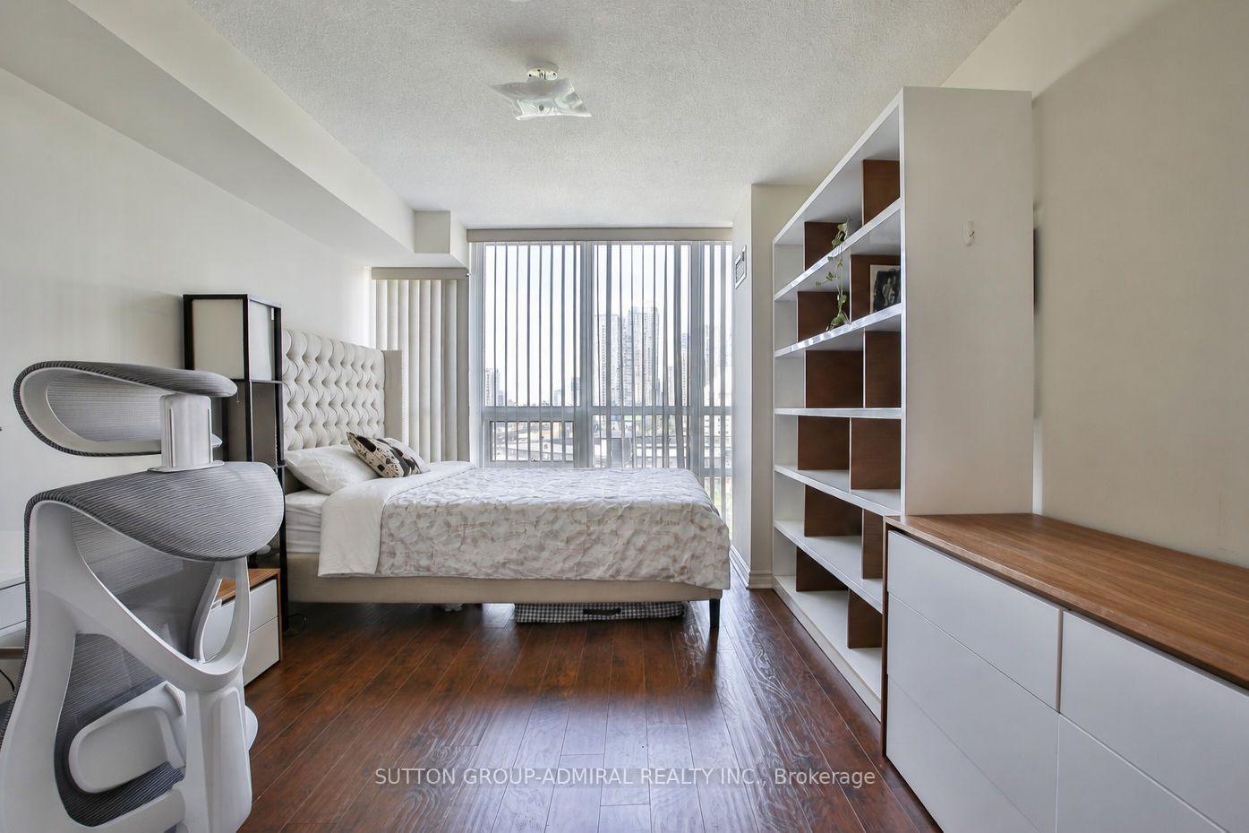 Photo 11 of Unit 1017, 25 Lower Simcoe Street, Toronto, Waterfront Communities — HOMEH