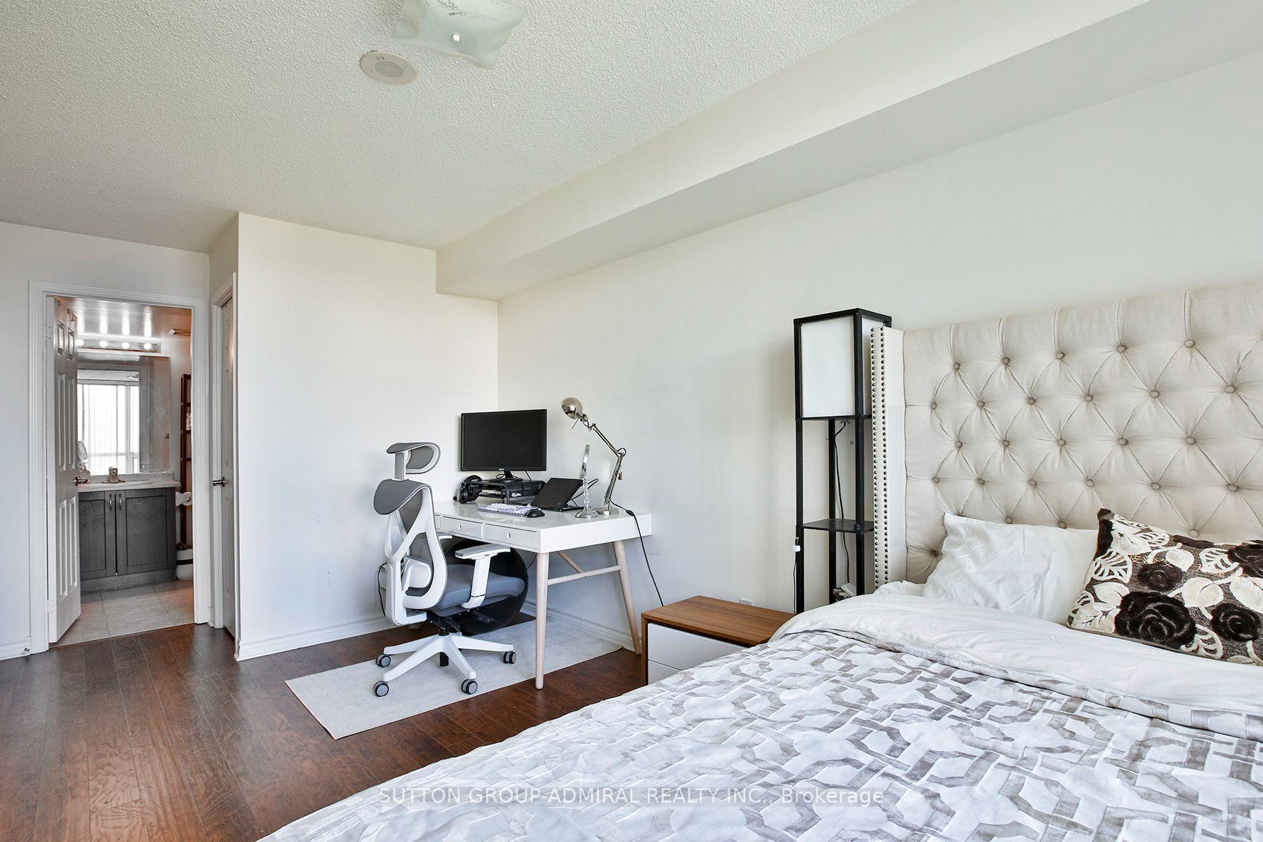 Photo 13 of Unit 1017, 25 Lower Simcoe Street, Toronto, Waterfront Communities — HOMEH