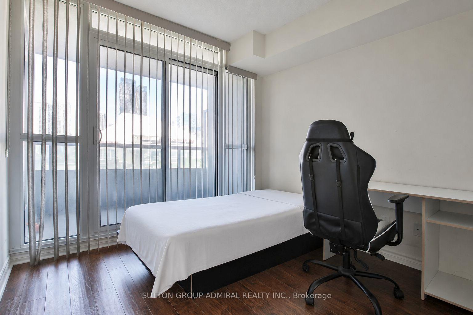 Photo 16 of Unit 1017, 25 Lower Simcoe Street, Toronto, Waterfront Communities — HOMEH