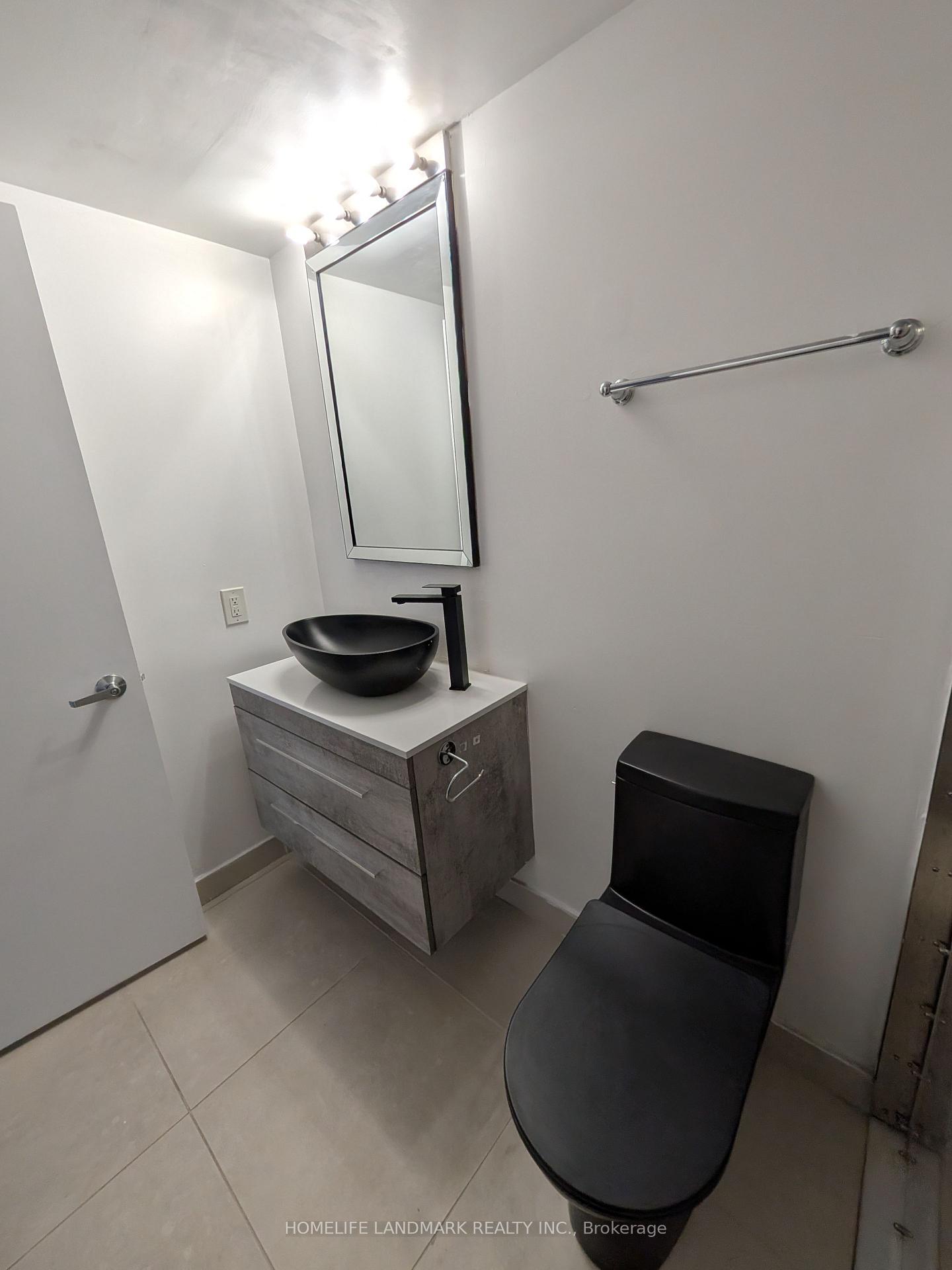 Photo 13 of Unit 805, 92 King Street E, Toronto, Church-Yonge Corridor — HOMEH