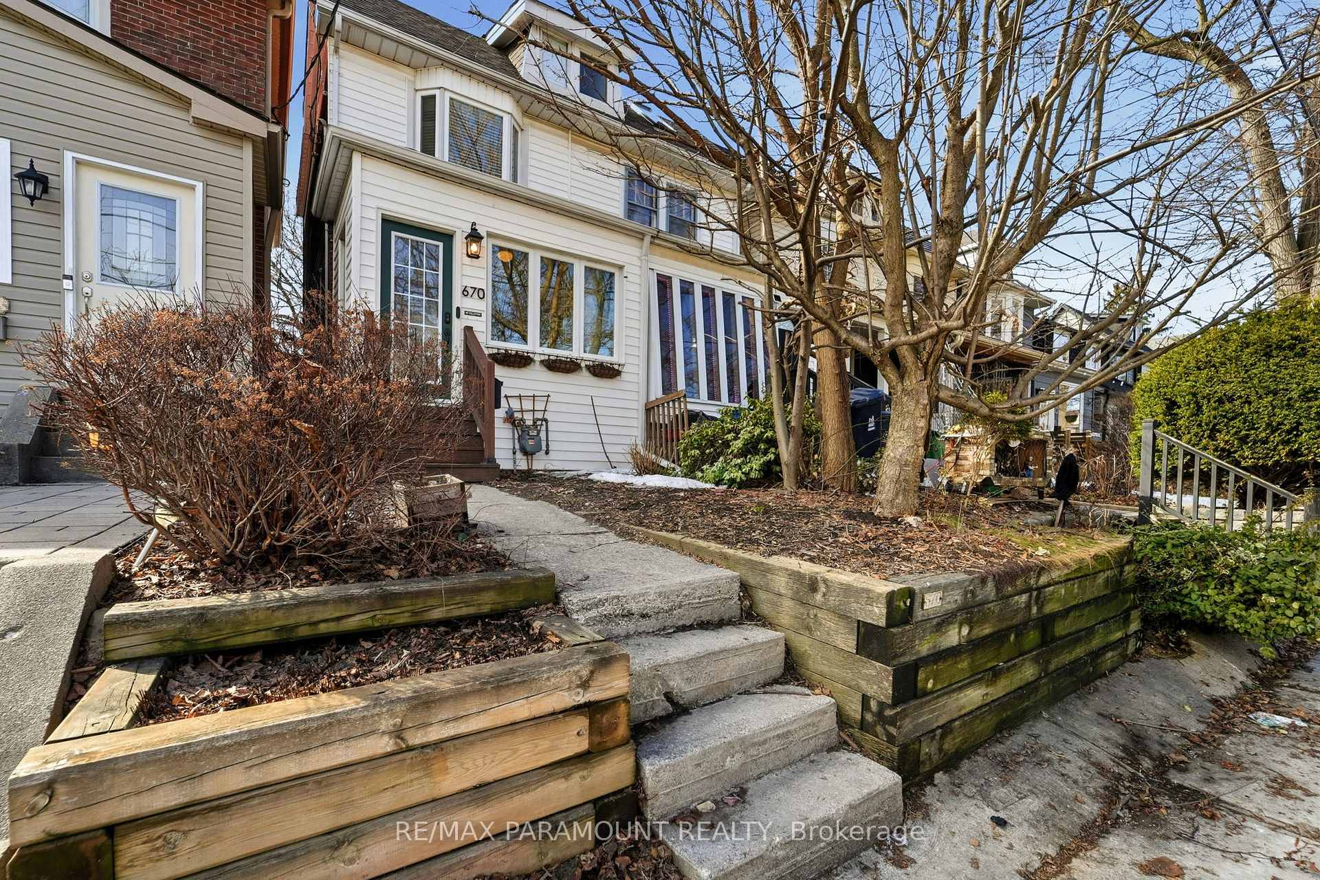 Front of 670 Rhodes Avenue