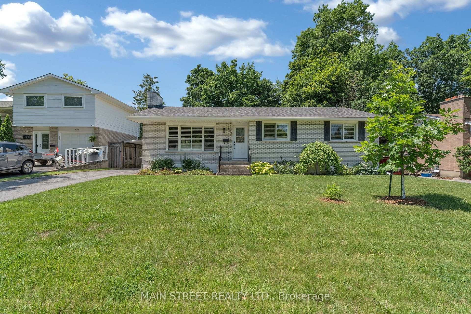 Photo 1 of 737 Downing Street, Kingston, South of Taylor-Kidd Blvd — HOMEH
