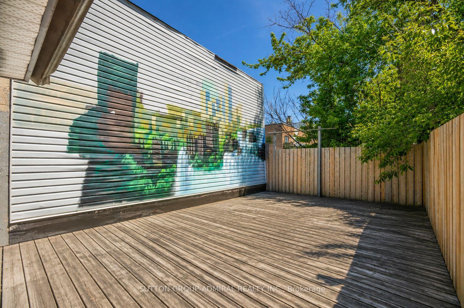 Photo 5 of 193 1/2 Baldwin Street, Toronto, Kensington-Chinatown — HOMEH