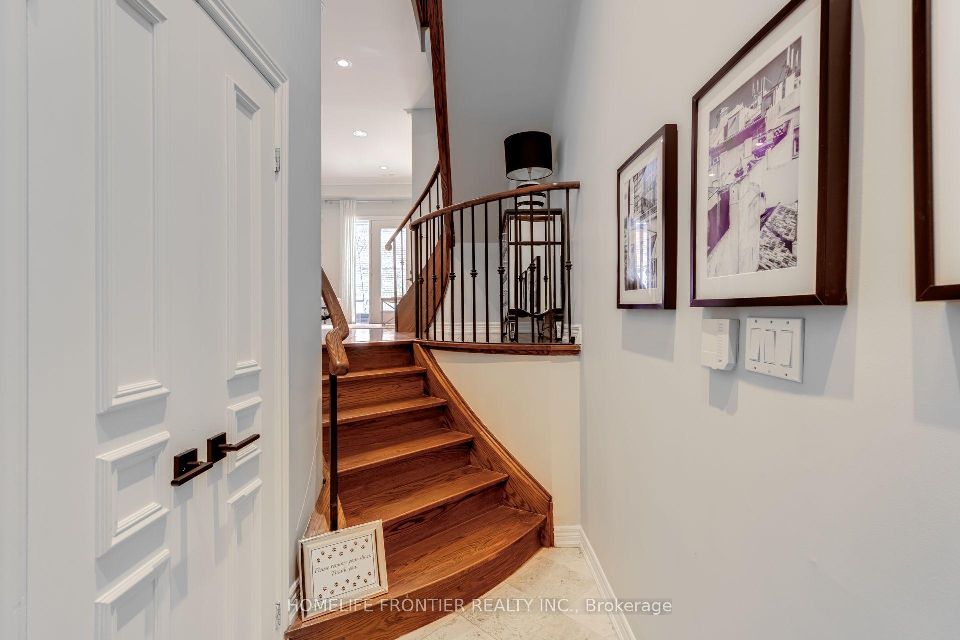 Photo 5 of Unit 4, 22 Balmoral Avenue, Toronto, Yonge-St. Clair — HOMEH