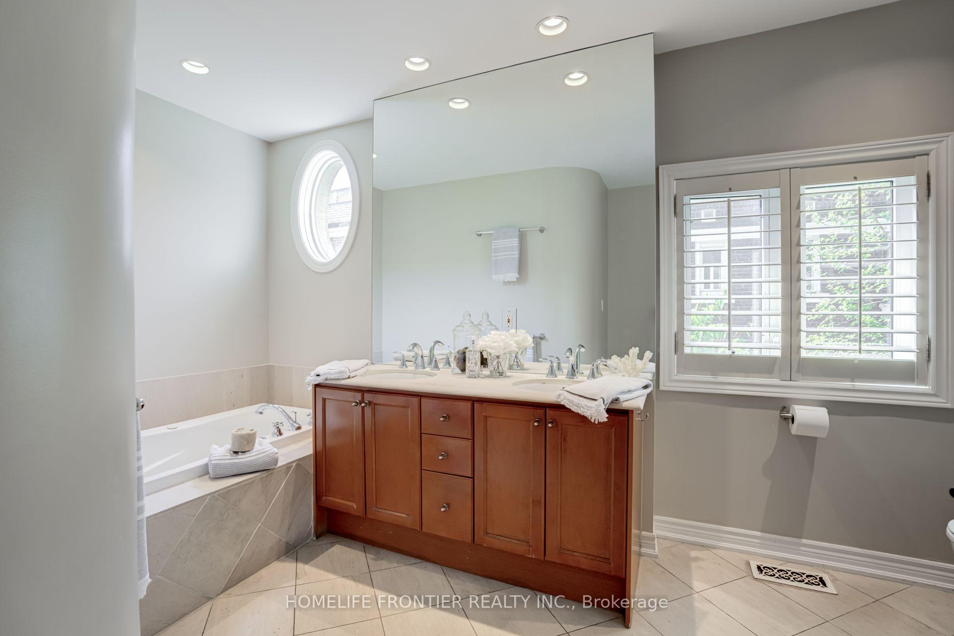 Photo 24 of Unit 4, 22 Balmoral Avenue, Toronto, Yonge-St. Clair — HOMEH