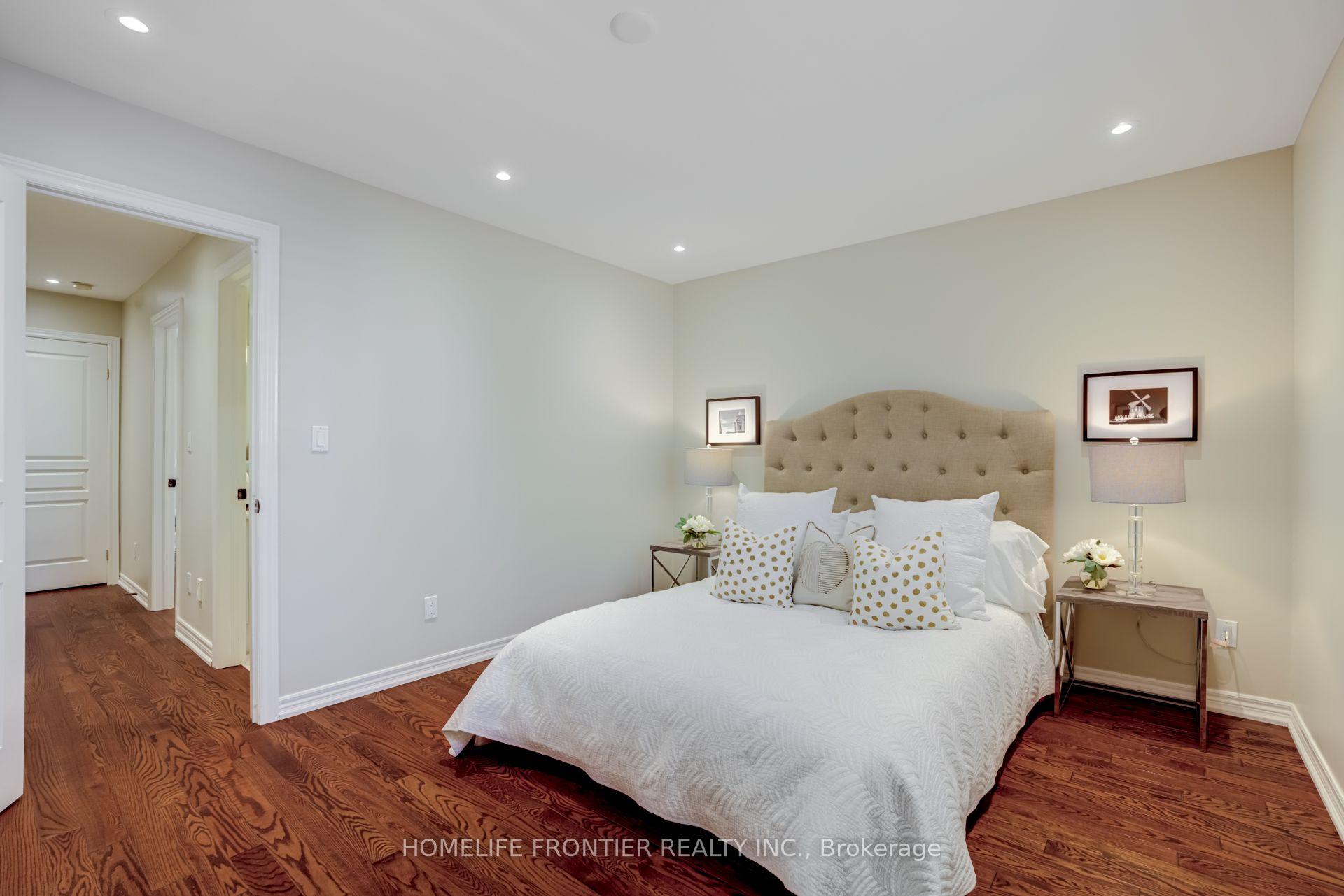 Photo 33 of Unit 4, 22 Balmoral Avenue, Toronto, Yonge-St. Clair — HOMEH