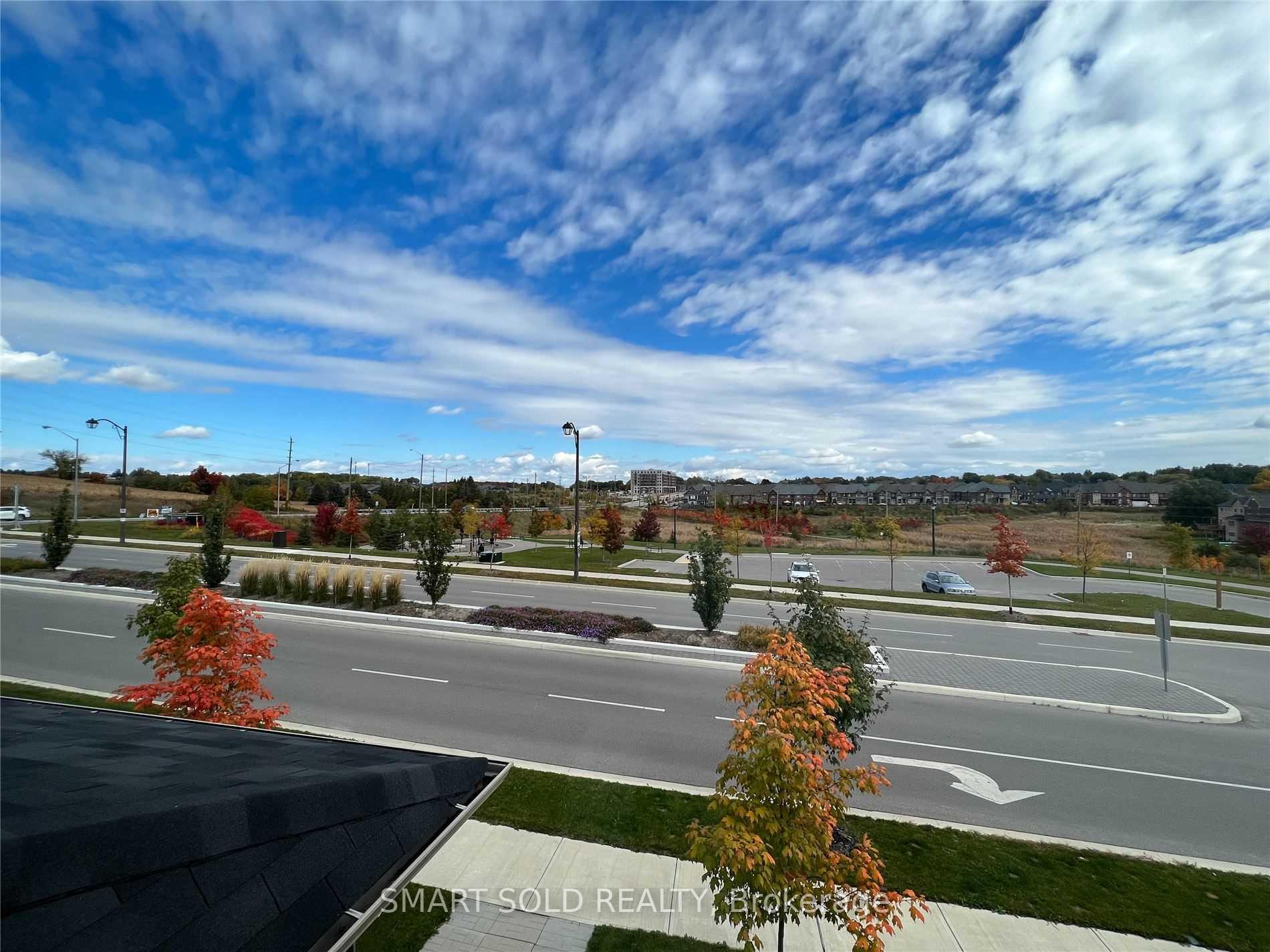 Photo 6 of 1046 Murrell Boulevard, East Gwillimbury, Sharon — HOMEH