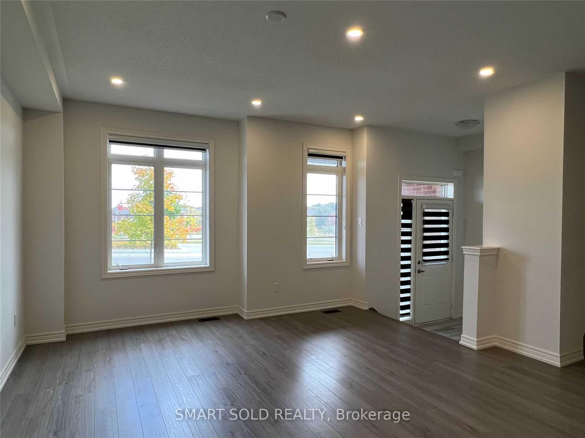 Photo 7 of 1046 Murrell Boulevard, East Gwillimbury, Sharon — HOMEH