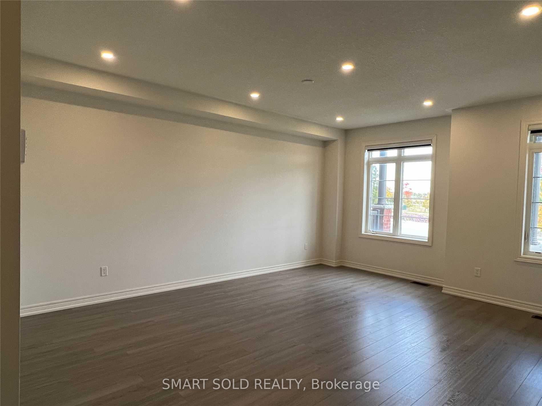 Photo 10 of 1046 Murrell Boulevard, East Gwillimbury, Sharon — HOMEH