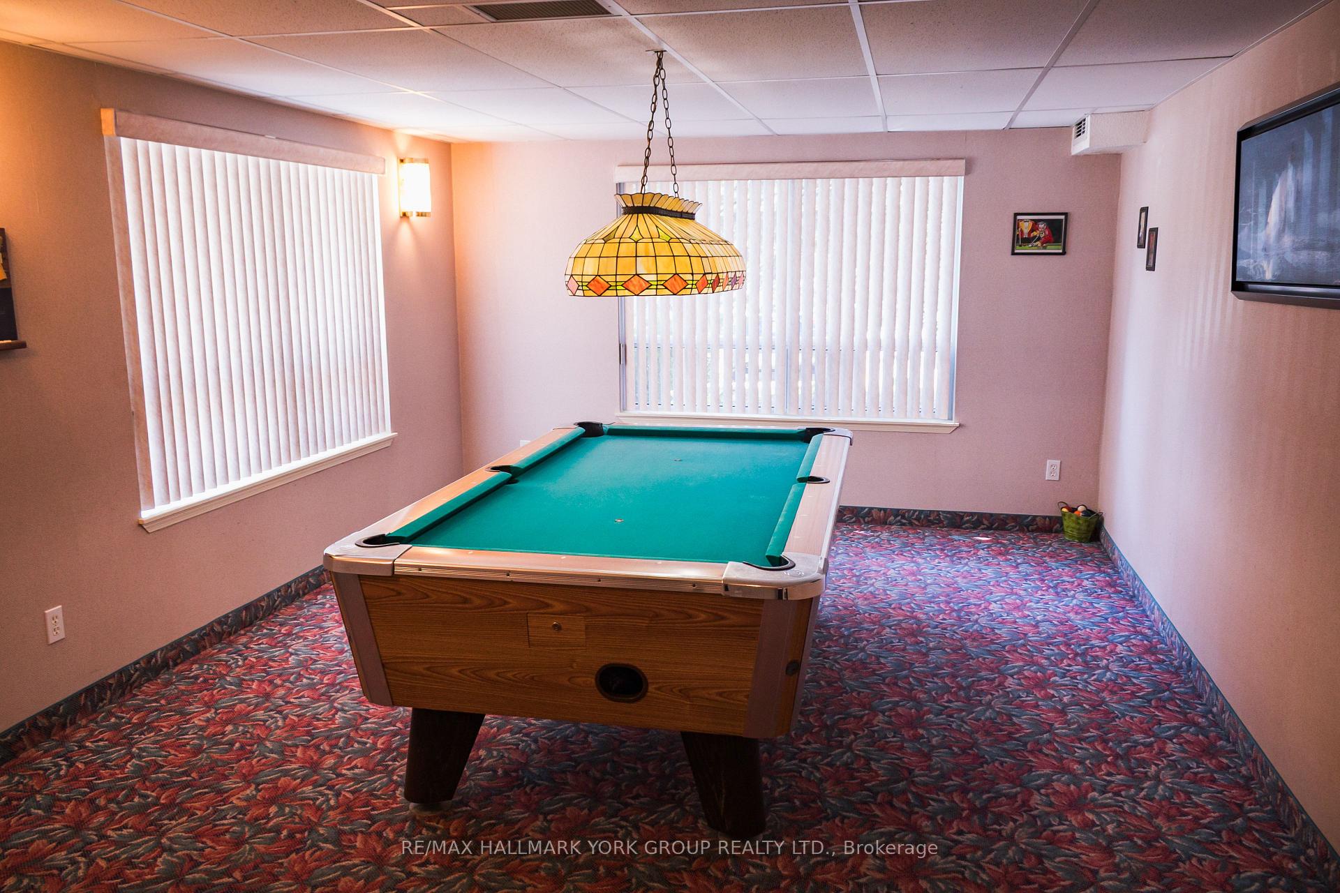 Photo 2 of Unit 405, 143 Edgehill Drive, Barrie, Letitia Heights — HOMEH