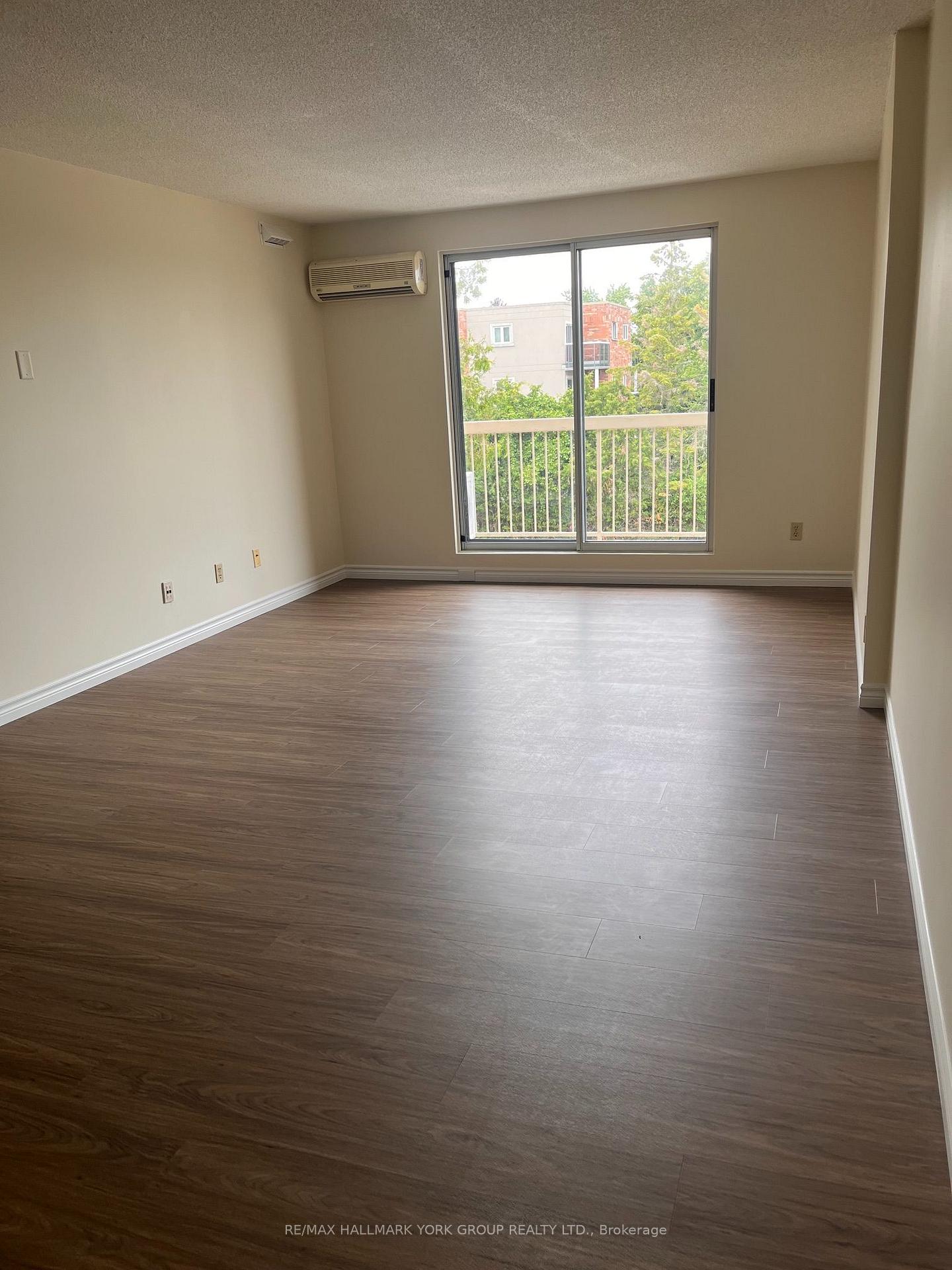 Photo 1 of Unit O12, 131 Edgehill Drive, Barrie, Letitia Heights — HOMEH