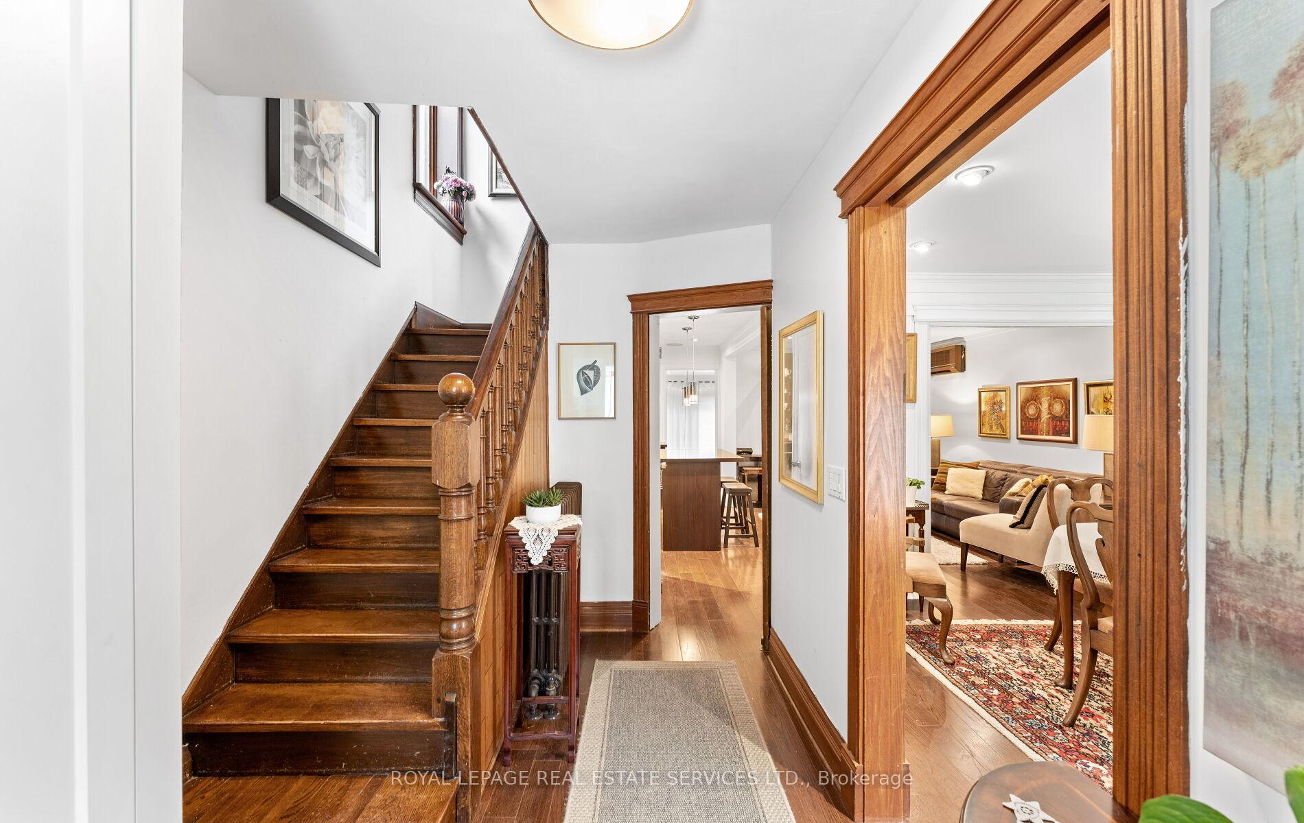 Photo 8 of 24 Mann Avenue, Toronto, Mount Pleasant East — HOMEH