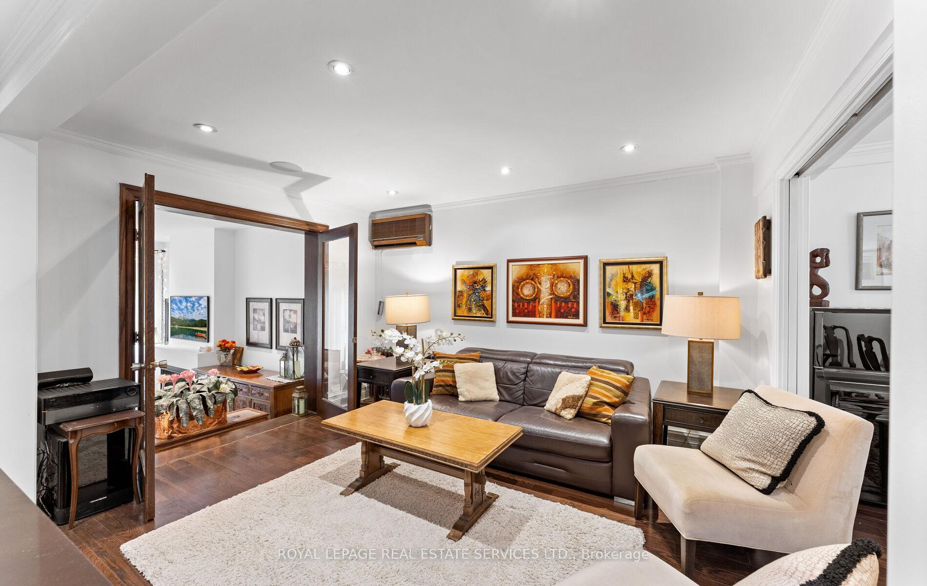 Photo 13 of 24 Mann Avenue, Toronto, Mount Pleasant East — HOMEH