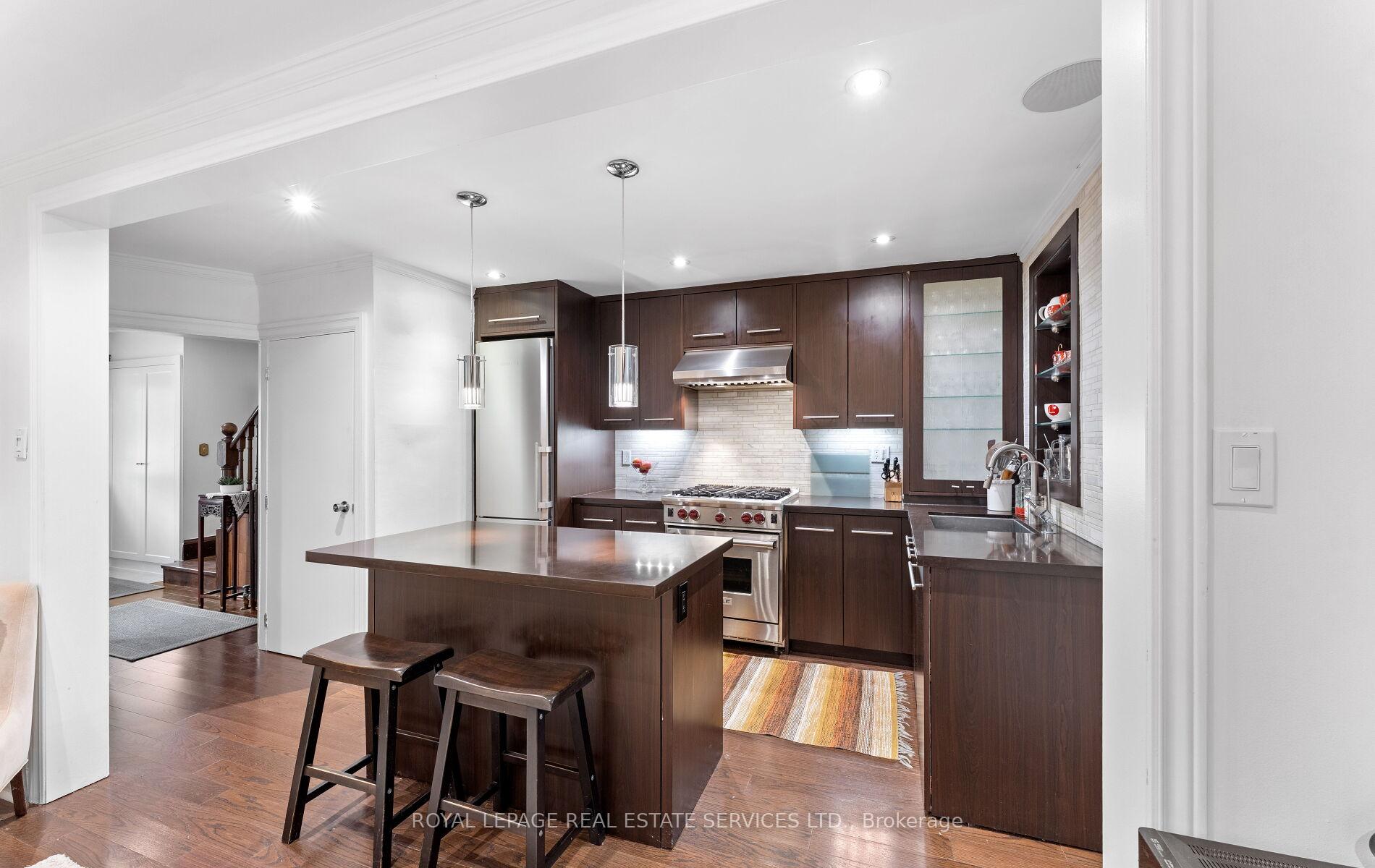 Photo 15 of 24 Mann Avenue, Toronto, Mount Pleasant East — HOMEH