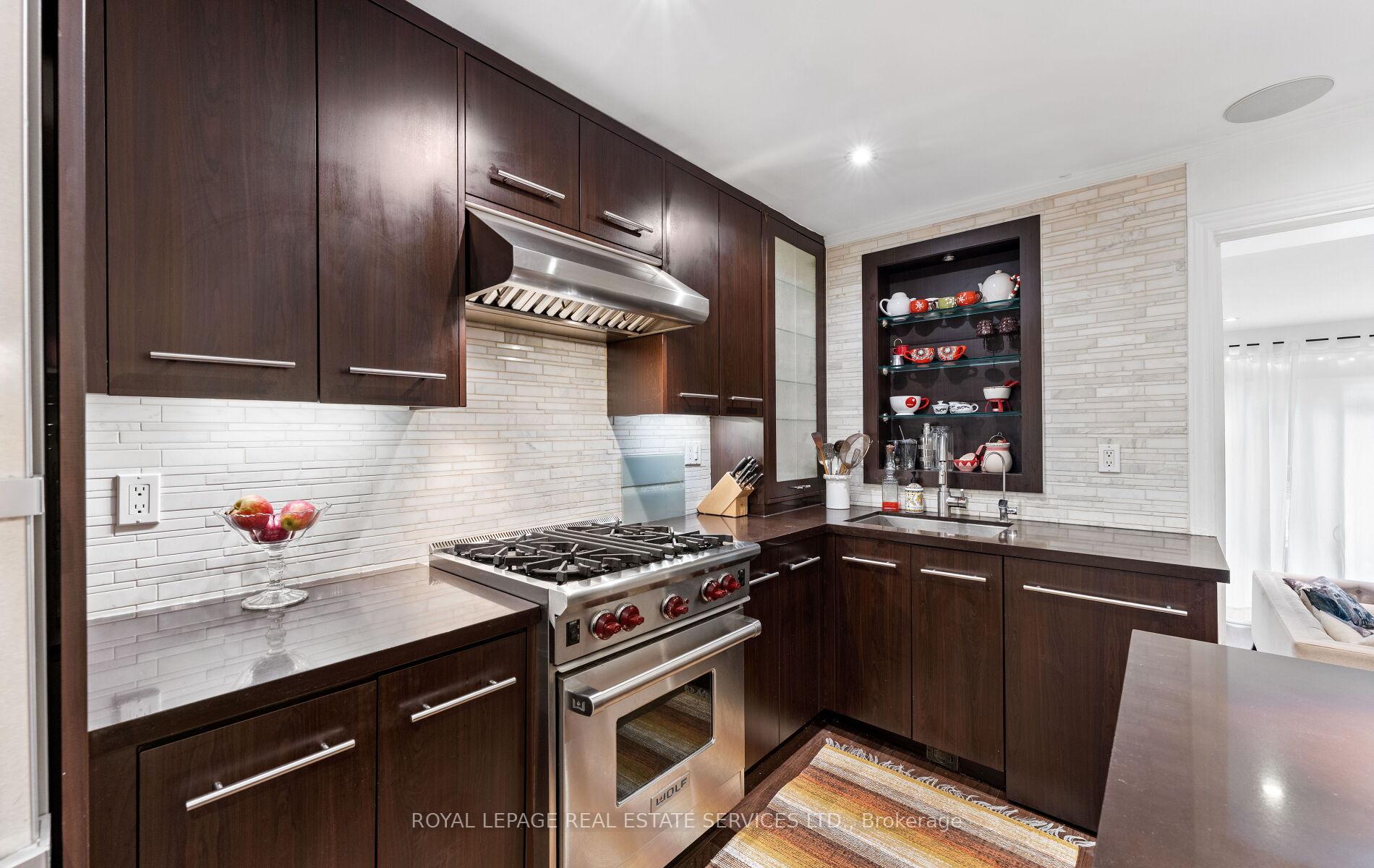 Photo 17 of 24 Mann Avenue, Toronto, Mount Pleasant East — HOMEH