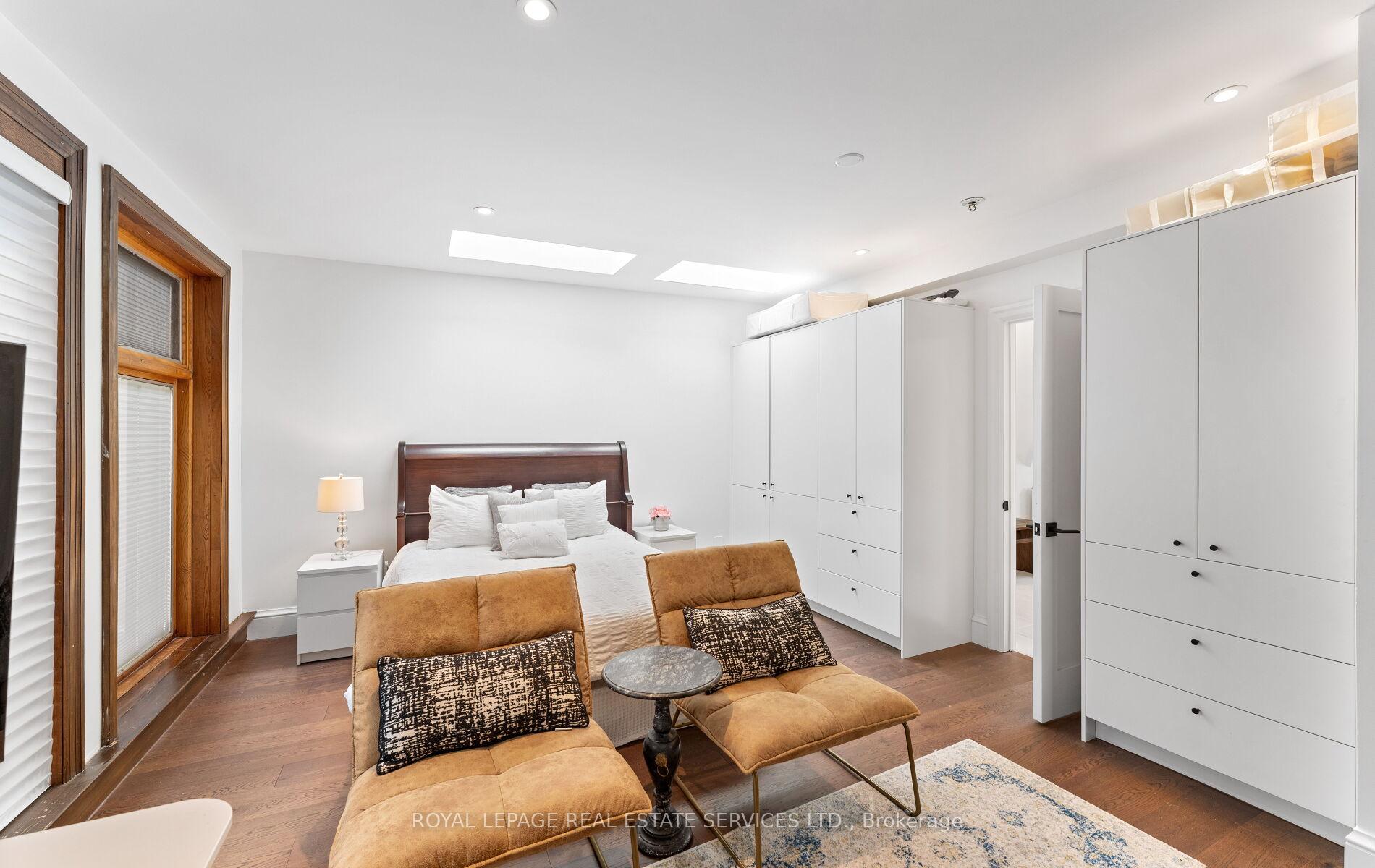 Photo 25 of 24 Mann Avenue, Toronto, Mount Pleasant East — HOMEH