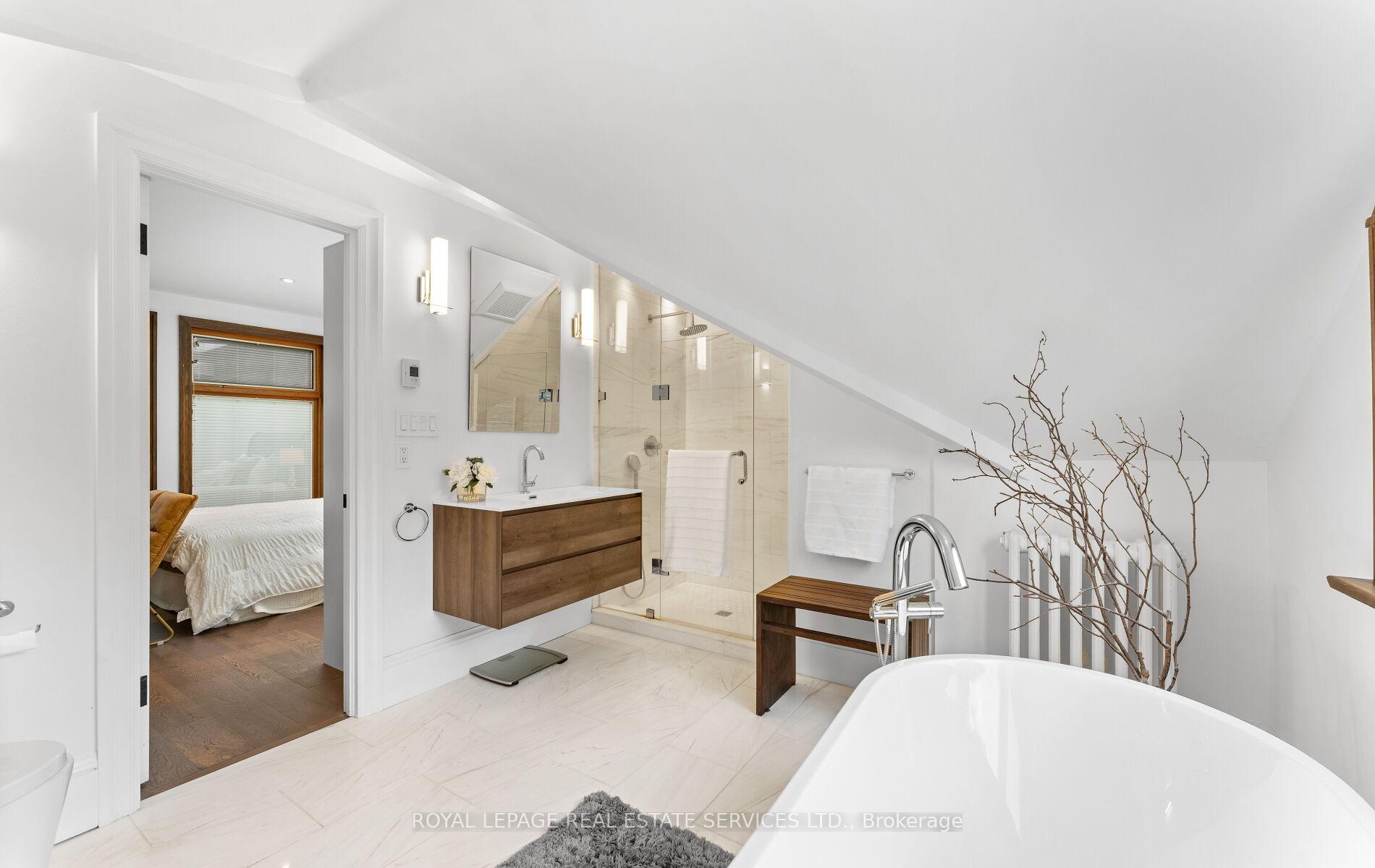 Photo 28 of 24 Mann Avenue, Toronto, Mount Pleasant East — HOMEH