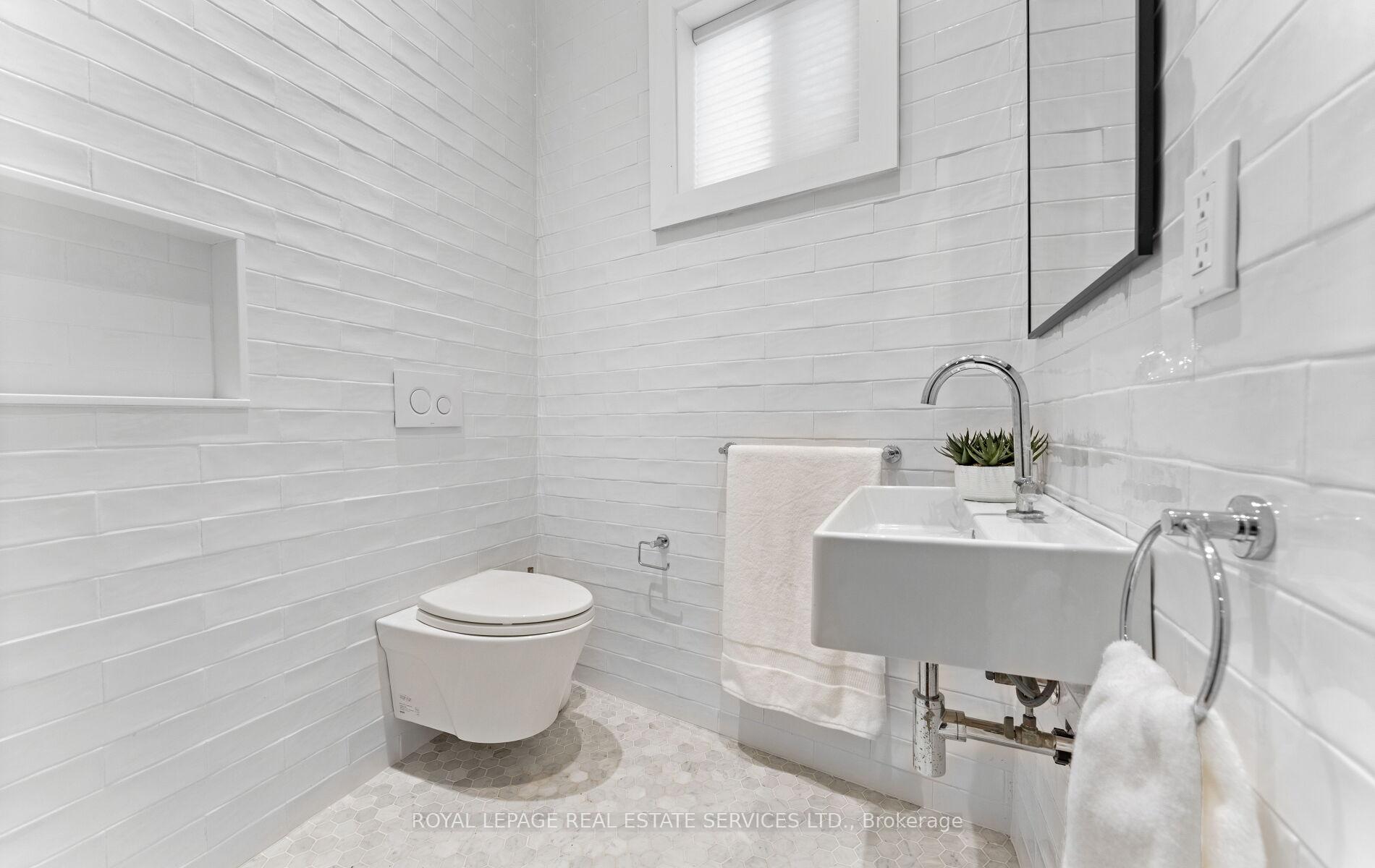 Photo 39 of 24 Mann Avenue, Toronto, Mount Pleasant East — HOMEH