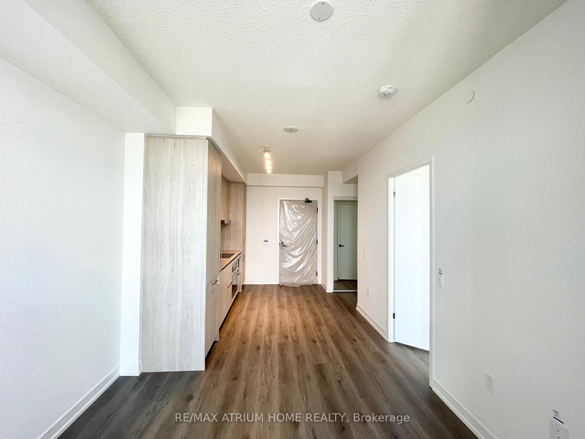 Photo 6 of Unit 5710, 225 Commerce Street, Vaughan, Vaughan Corporate Centre — HOMEH