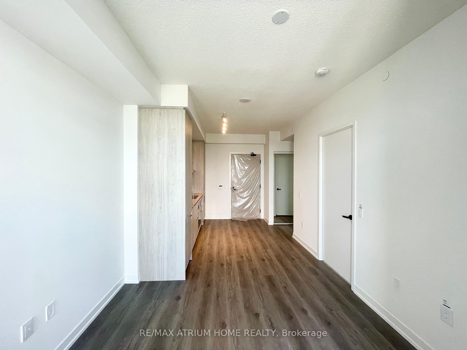 Photo 7 of Unit 5710, 225 Commerce Street, Vaughan, Vaughan Corporate Centre — HOMEH