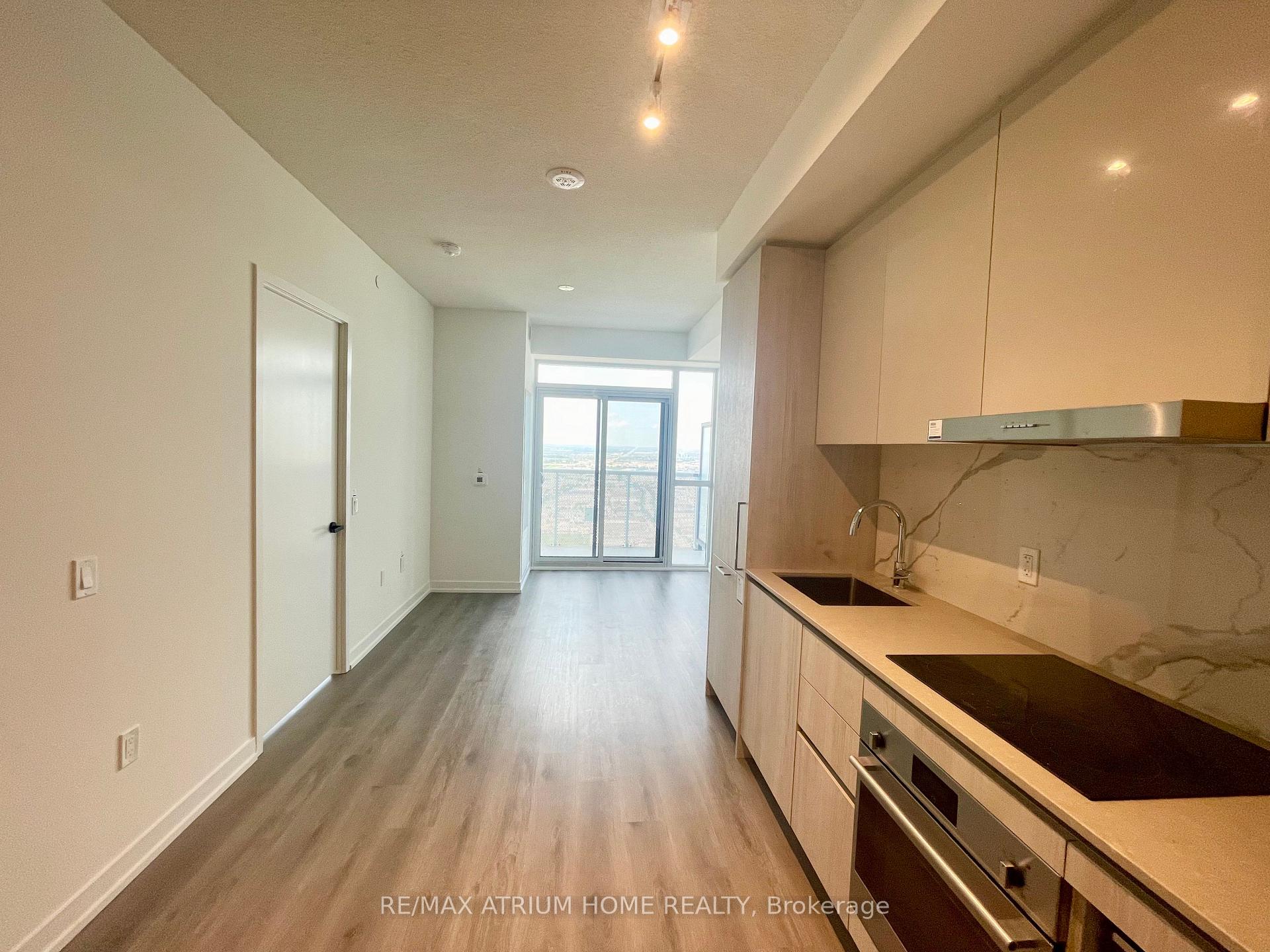 Photo 9 of Unit 5710, 225 Commerce Street, Vaughan, Vaughan Corporate Centre — HOMEH
