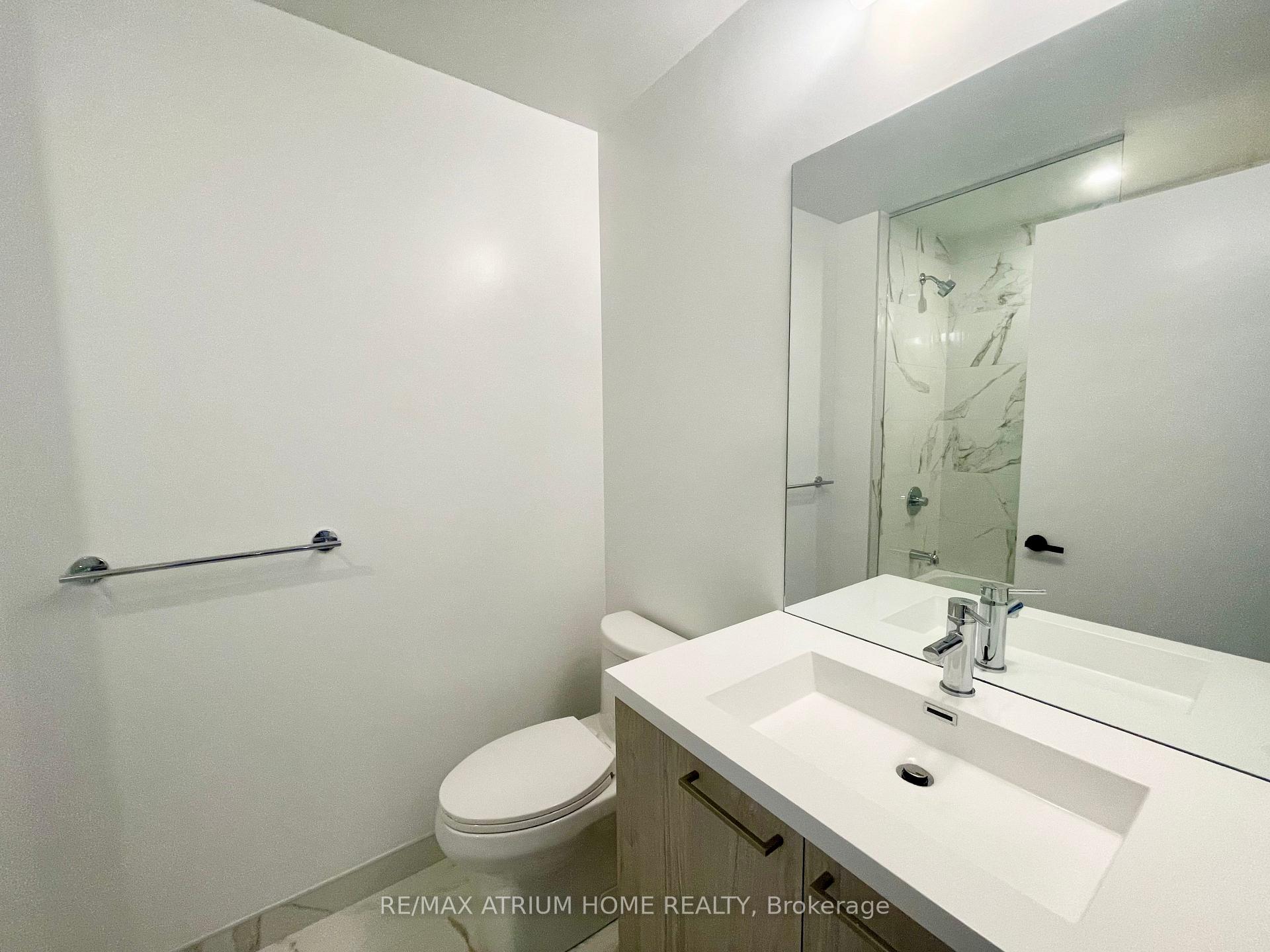 Photo 13 of Unit 5710, 225 Commerce Street, Vaughan, Vaughan Corporate Centre — HOMEH
