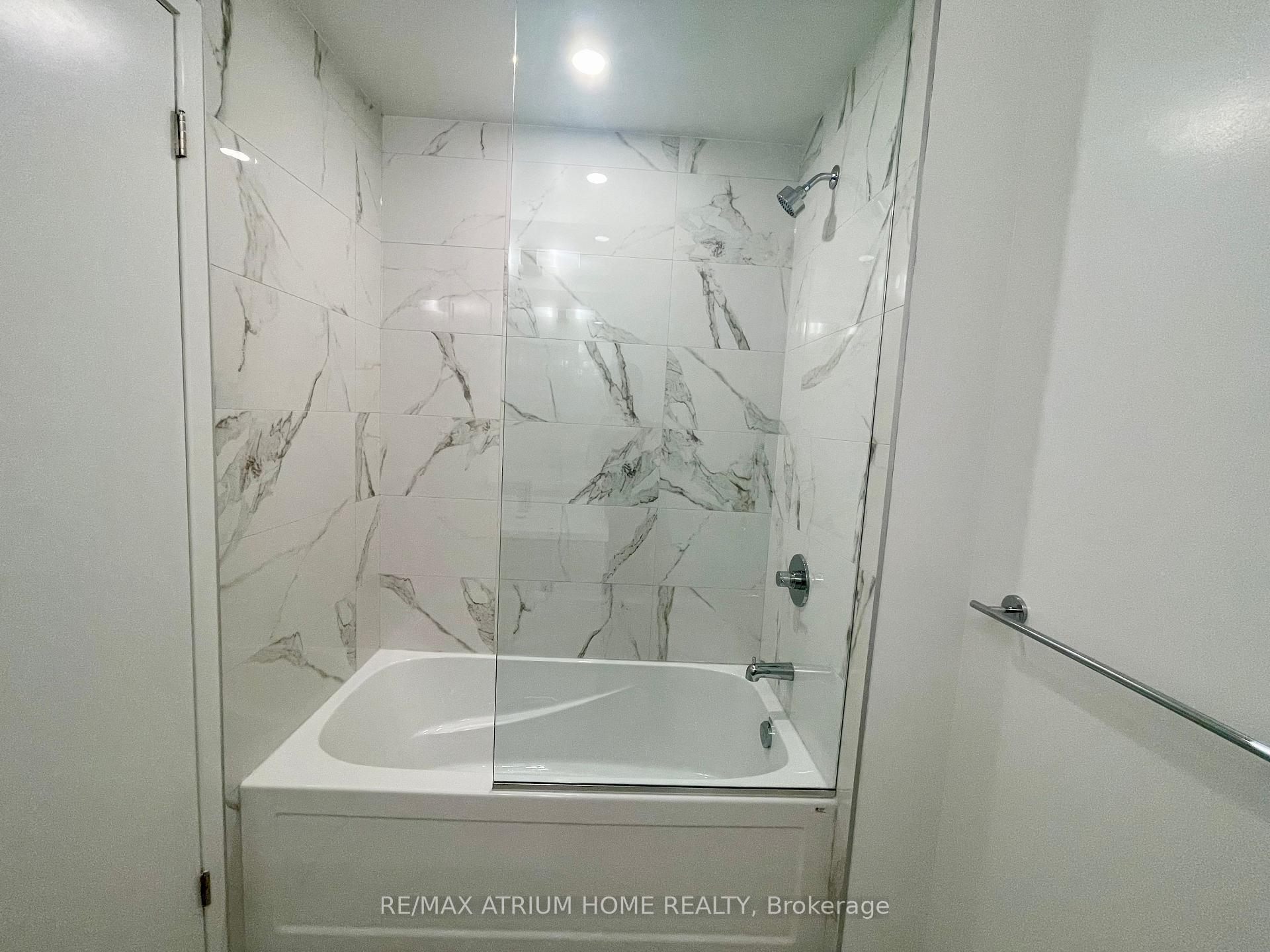 Photo 14 of Unit 5710, 225 Commerce Street, Vaughan, Vaughan Corporate Centre — HOMEH