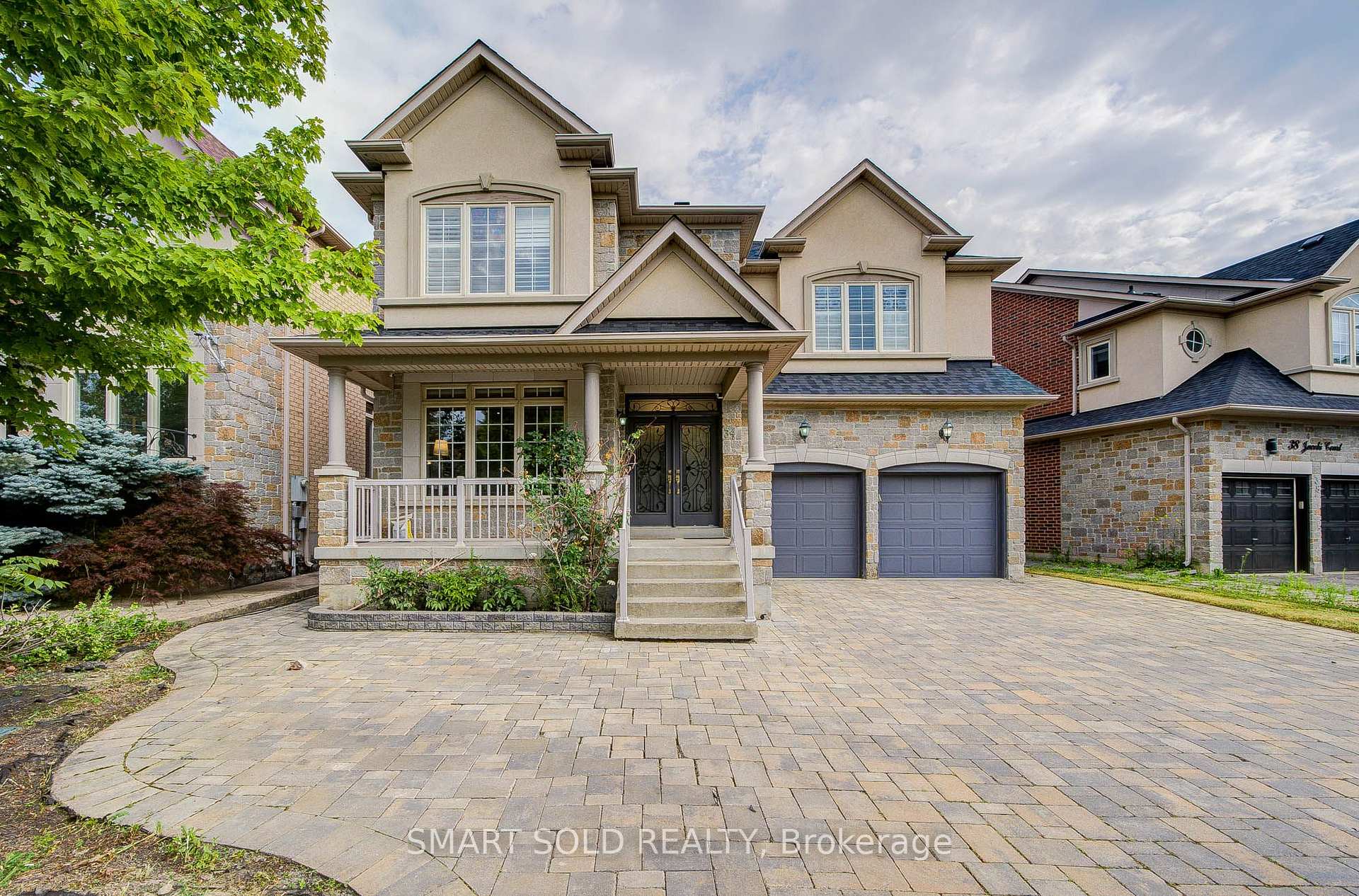 Photo 1 of 34 Jacobi Court, Vaughan, Patterson — HOMEH