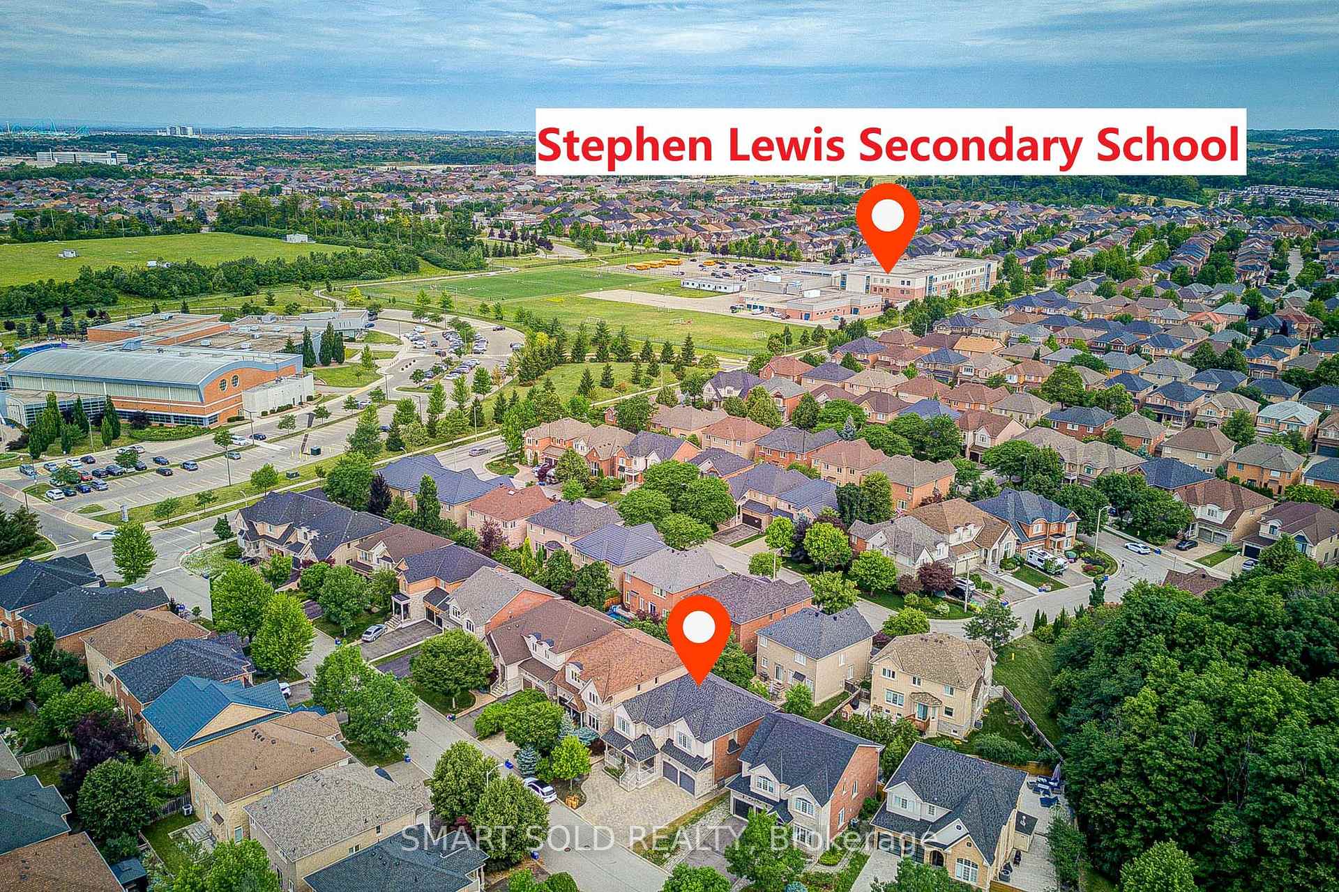 Photo 3 of 34 Jacobi Court, Vaughan, Patterson — HOMEH