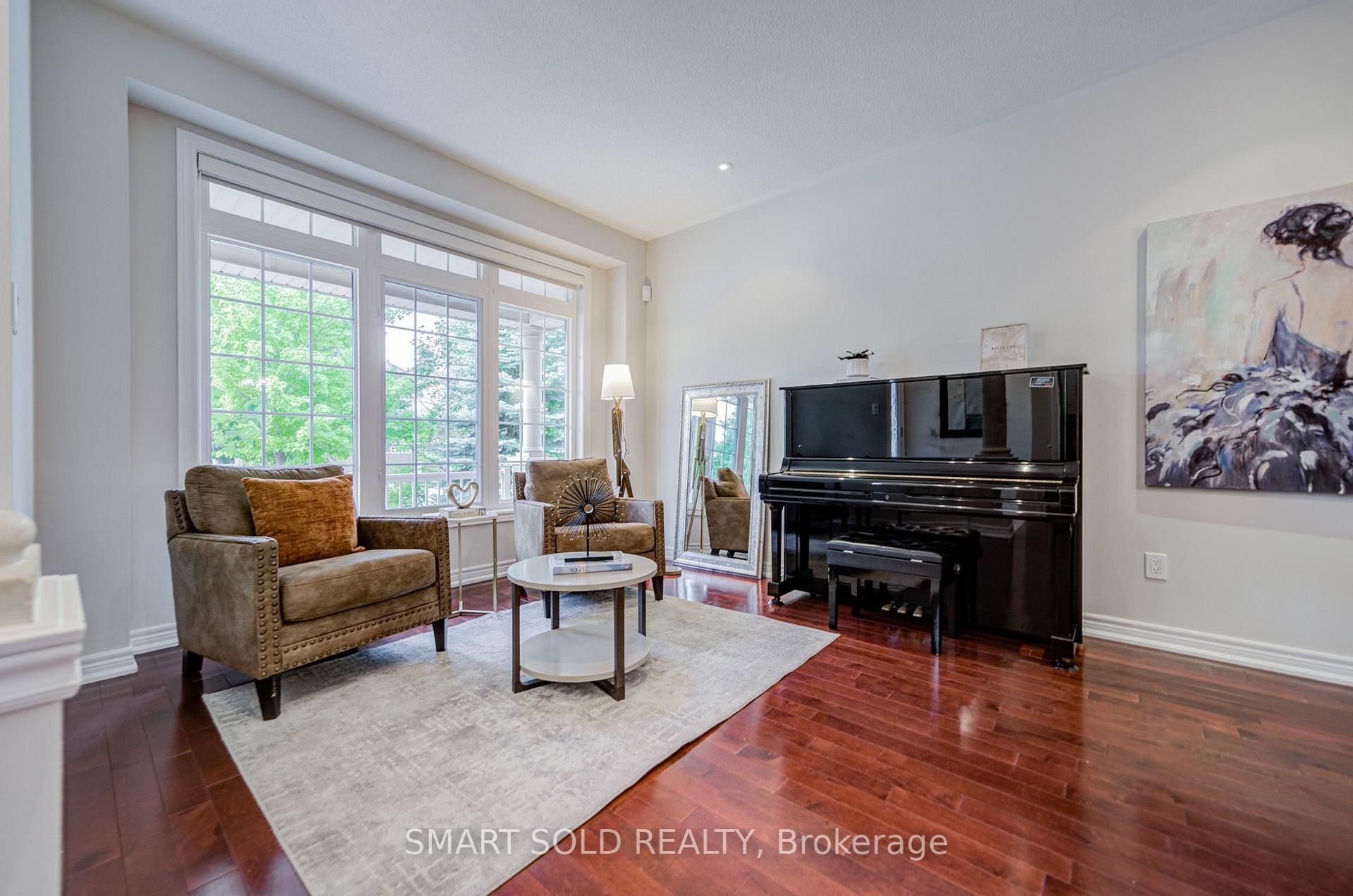 Photo 8 of 34 Jacobi Court, Vaughan, Patterson — HOMEH