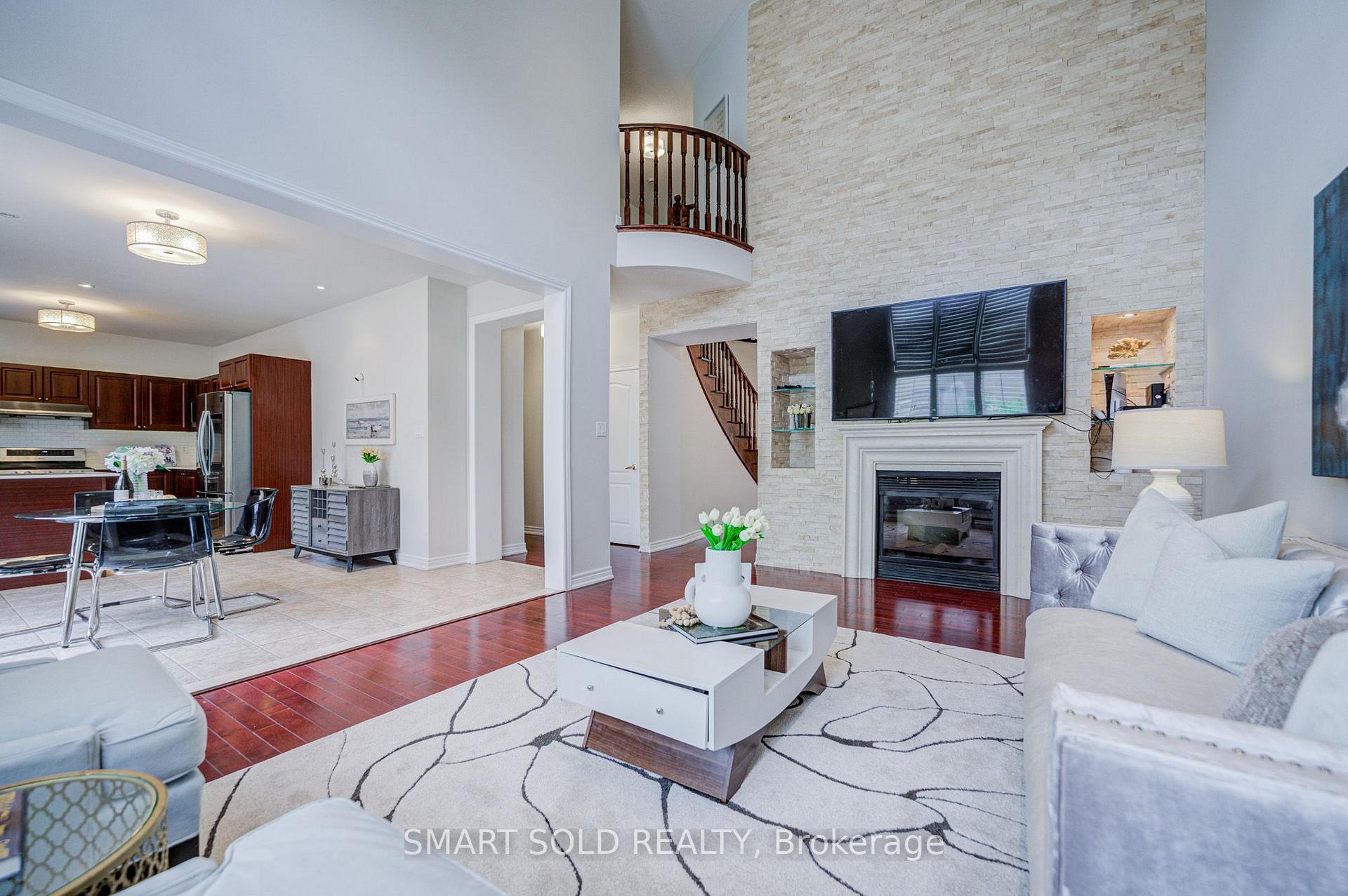 Photo 13 of 34 Jacobi Court, Vaughan, Patterson — HOMEH