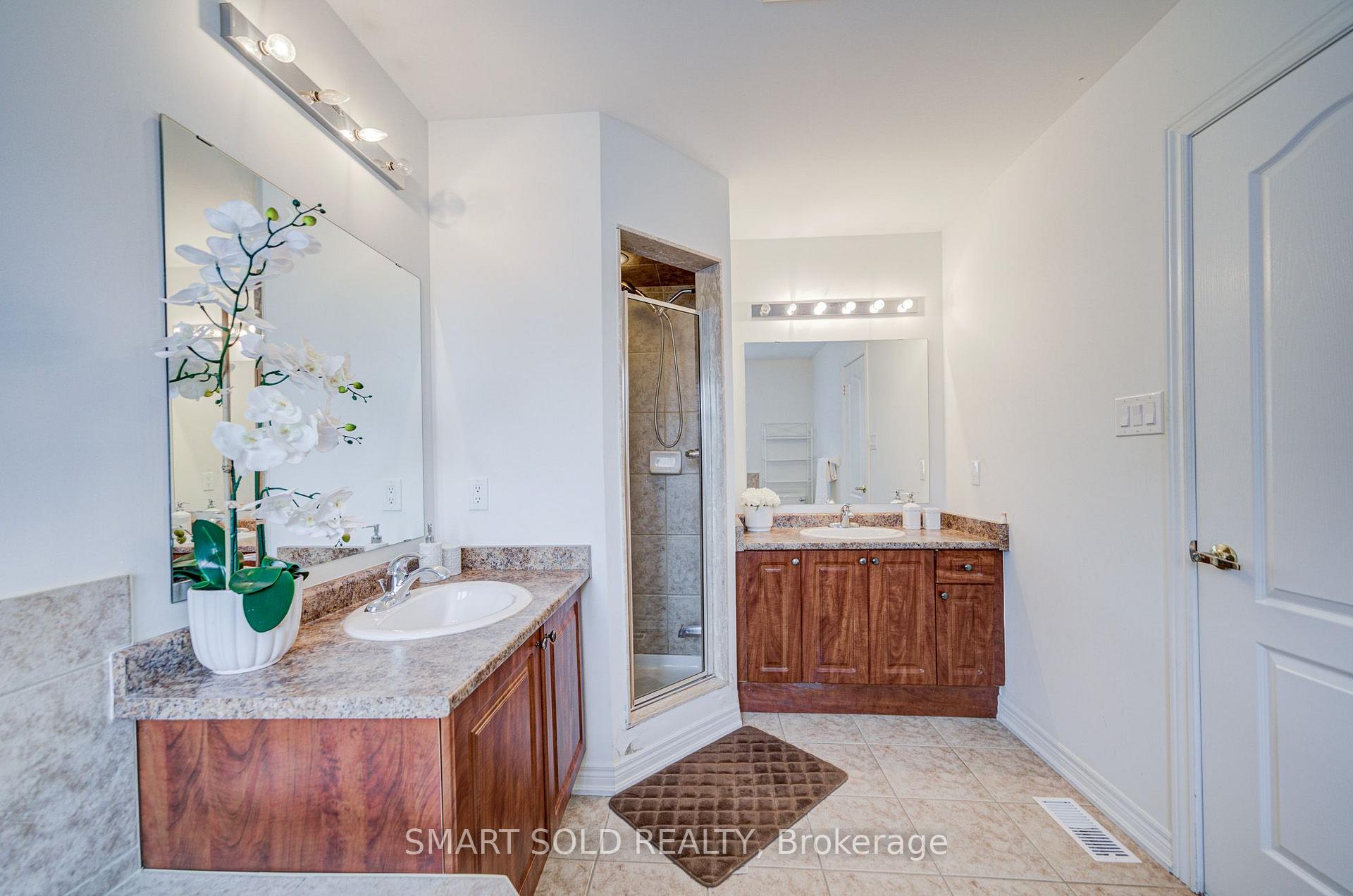 Photo 31 of 34 Jacobi Court, Vaughan, Patterson — HOMEH
