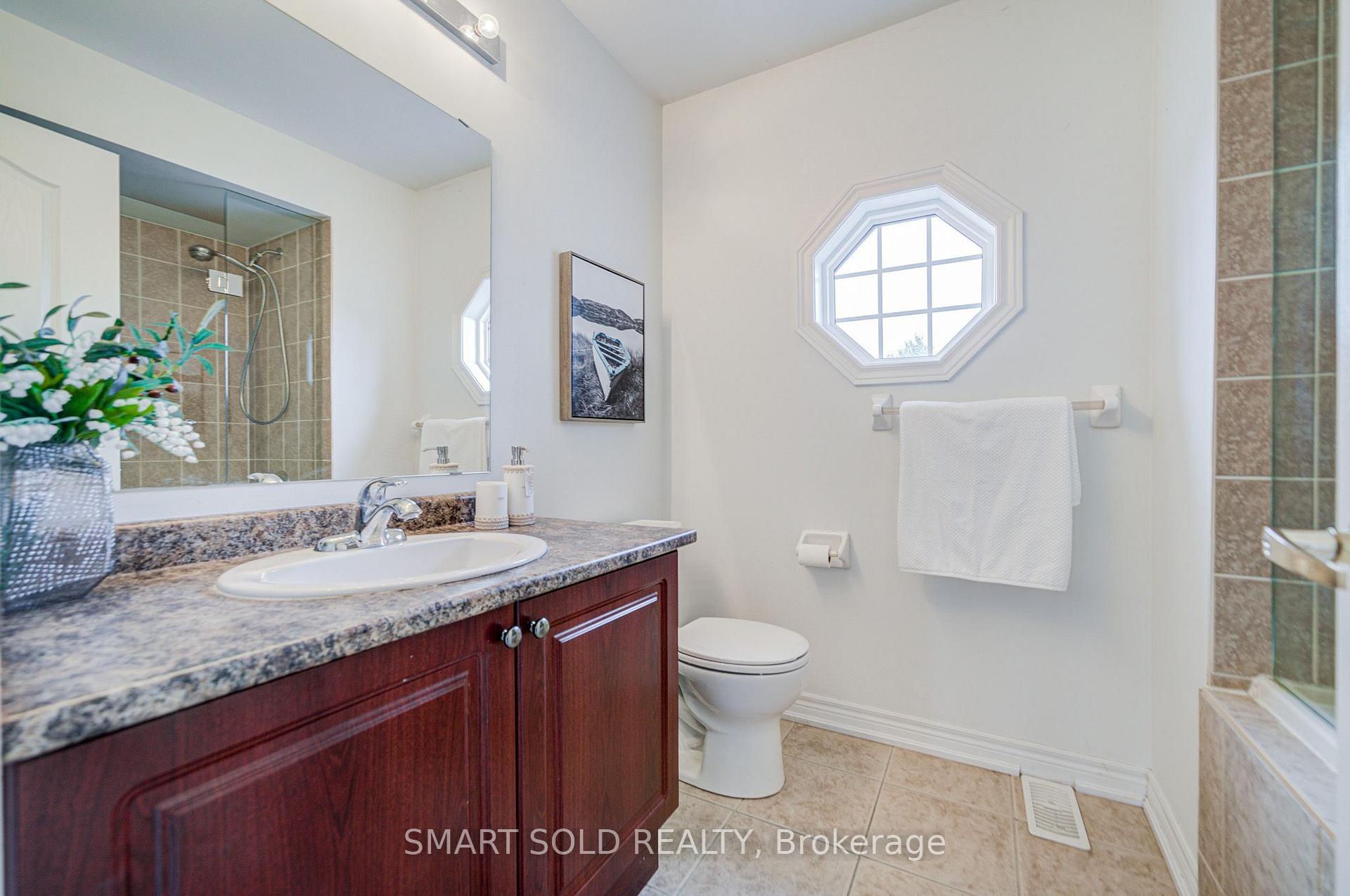 Photo 37 of 34 Jacobi Court, Vaughan, Patterson — HOMEH