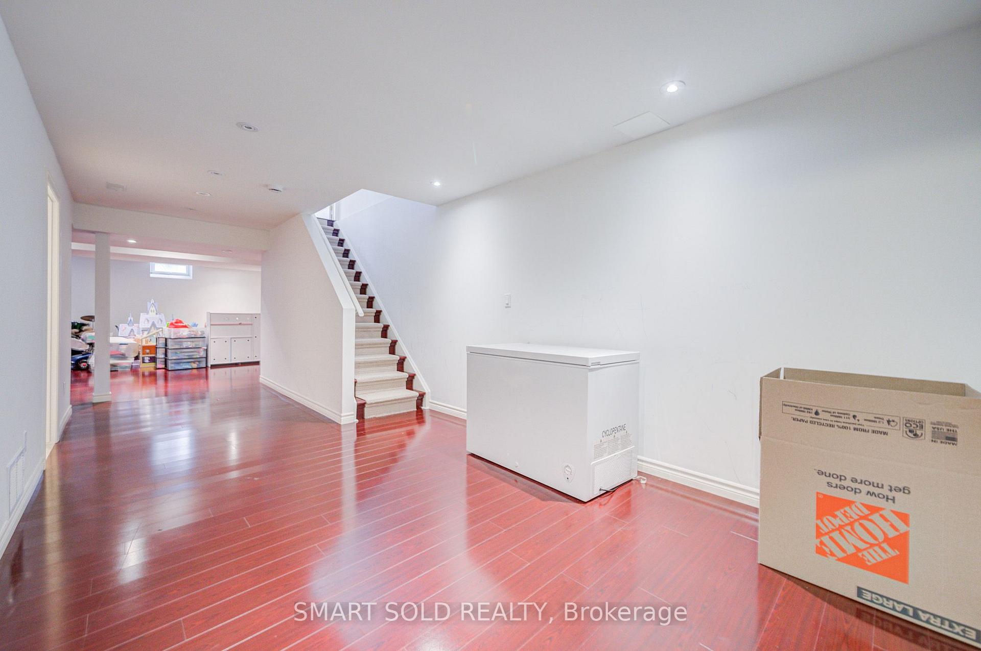 Photo 41 of 34 Jacobi Court, Vaughan, Patterson — HOMEH