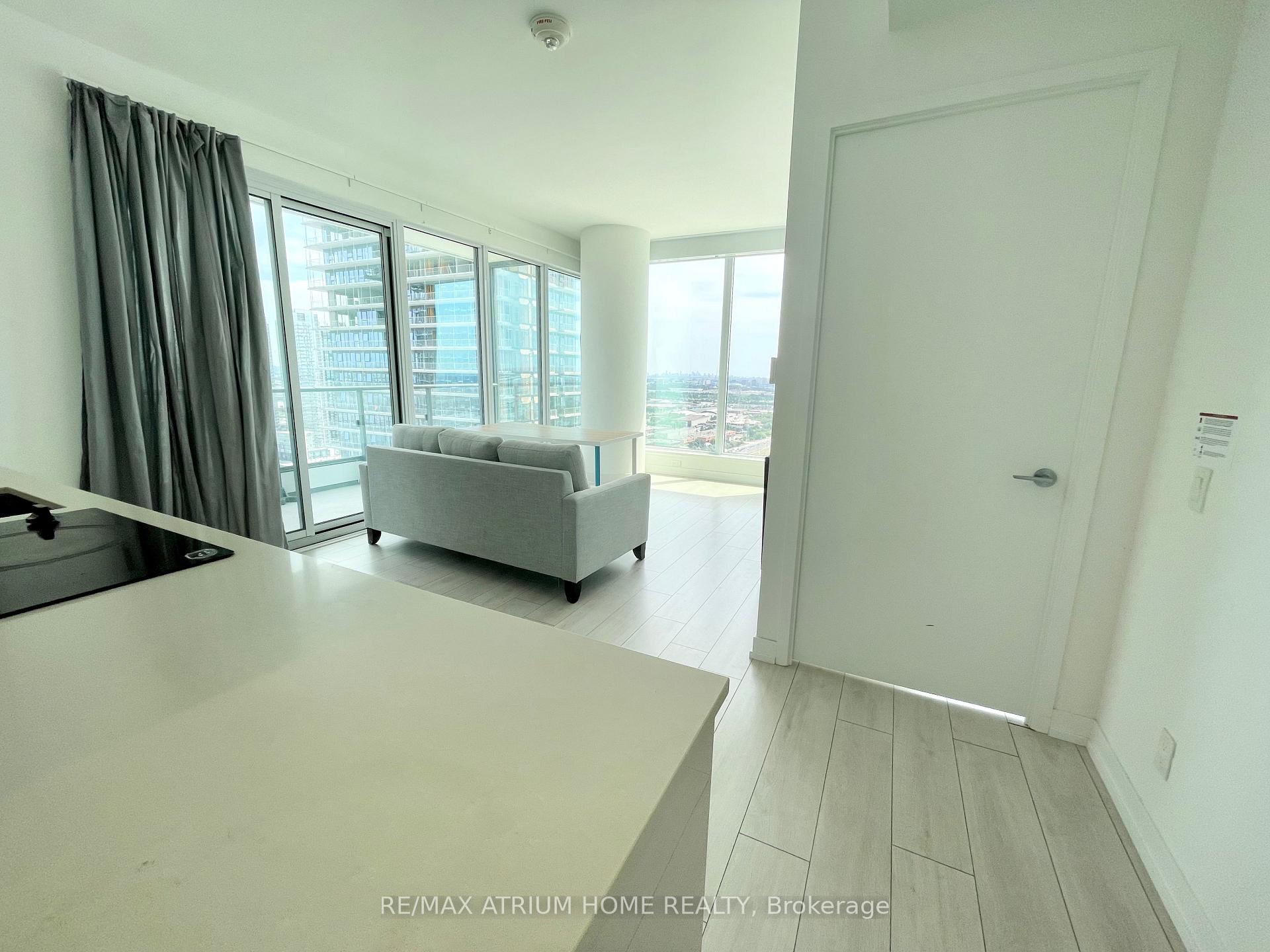 Photo 4 of Unit 2906, 950 Portage Parkway, Vaughan, Vaughan Corporate Centre — HOMEH