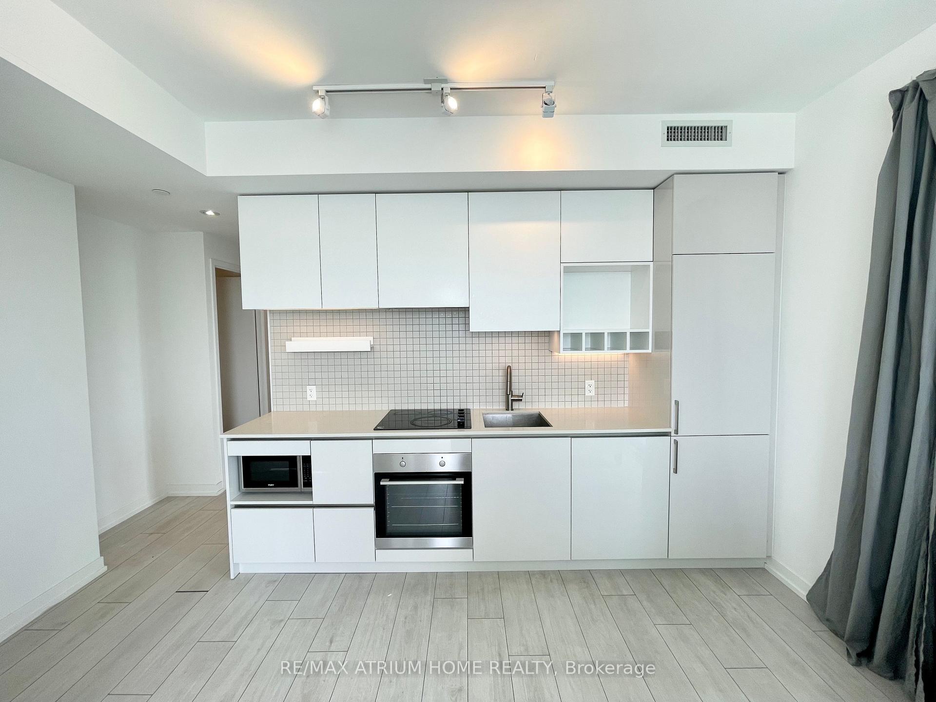 Photo 8 of Unit 2906, 950 Portage Parkway, Vaughan, Vaughan Corporate Centre — HOMEH