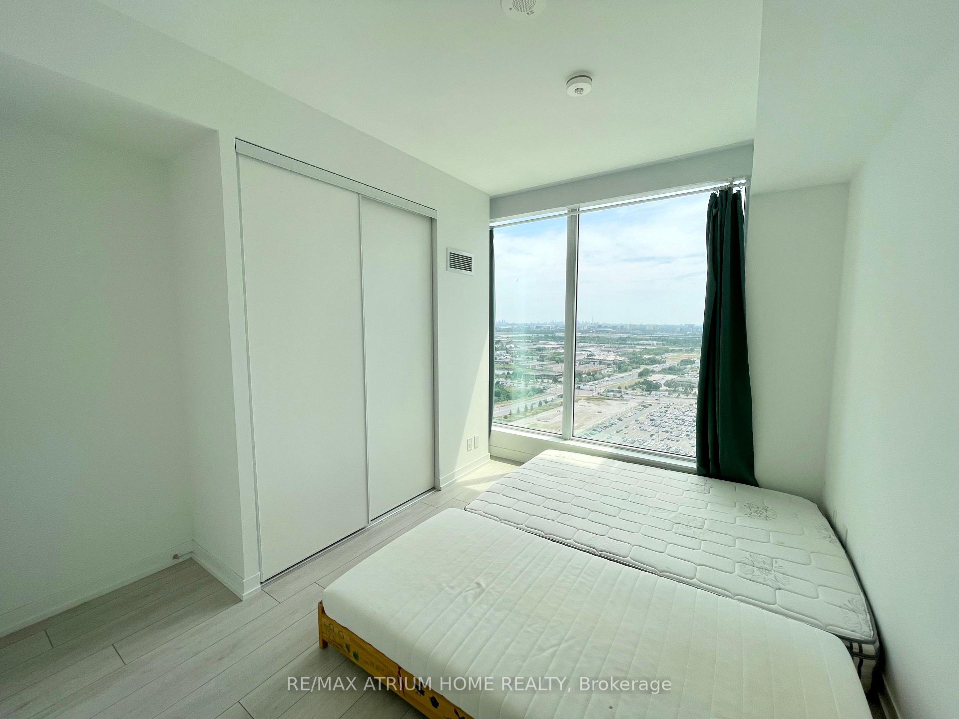 Photo 10 of Unit 2906, 950 Portage Parkway, Vaughan, Vaughan Corporate Centre — HOMEH