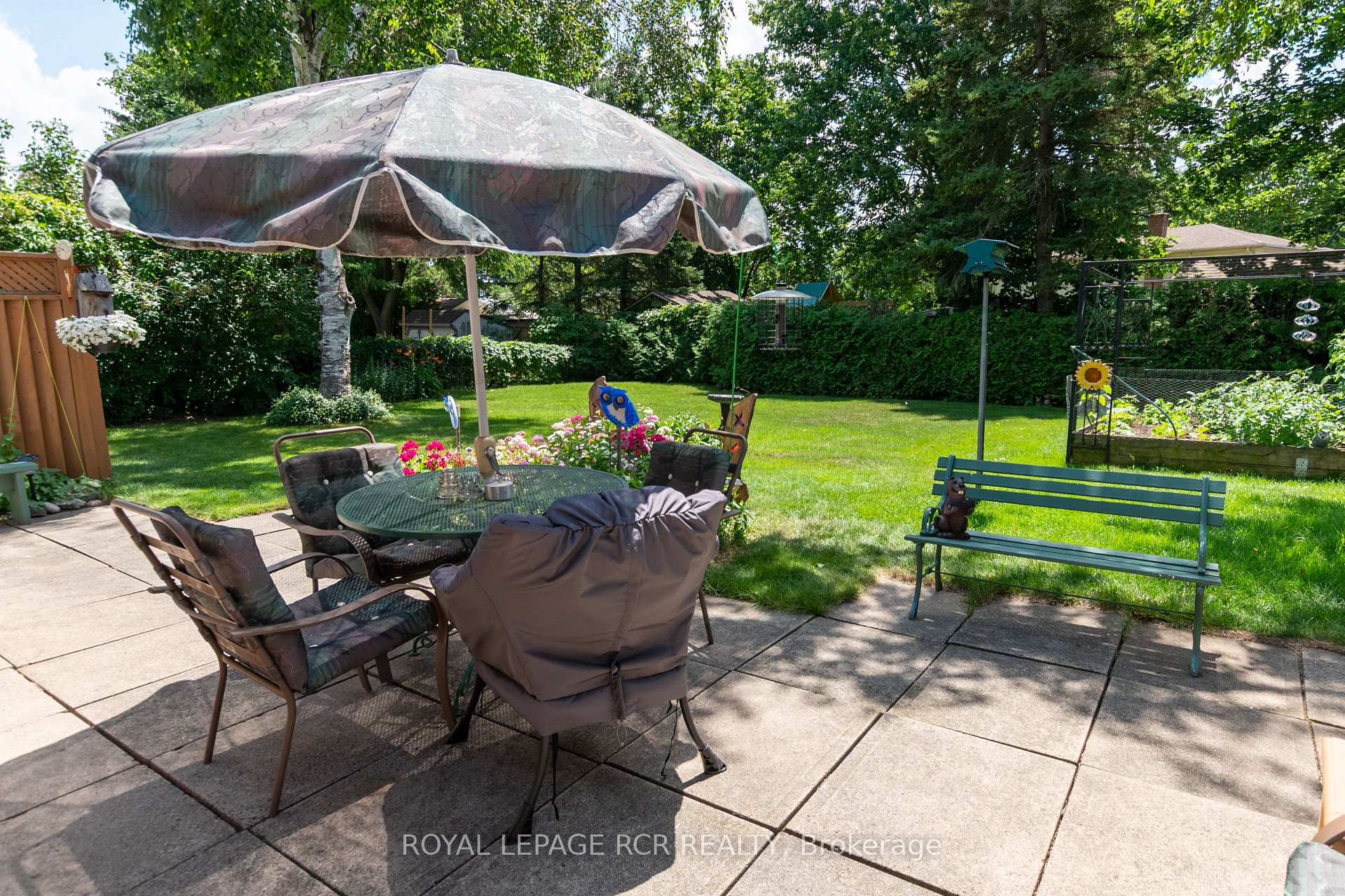 Photo 23 of 63 Maple Crescent, Orangeville — HOMEH