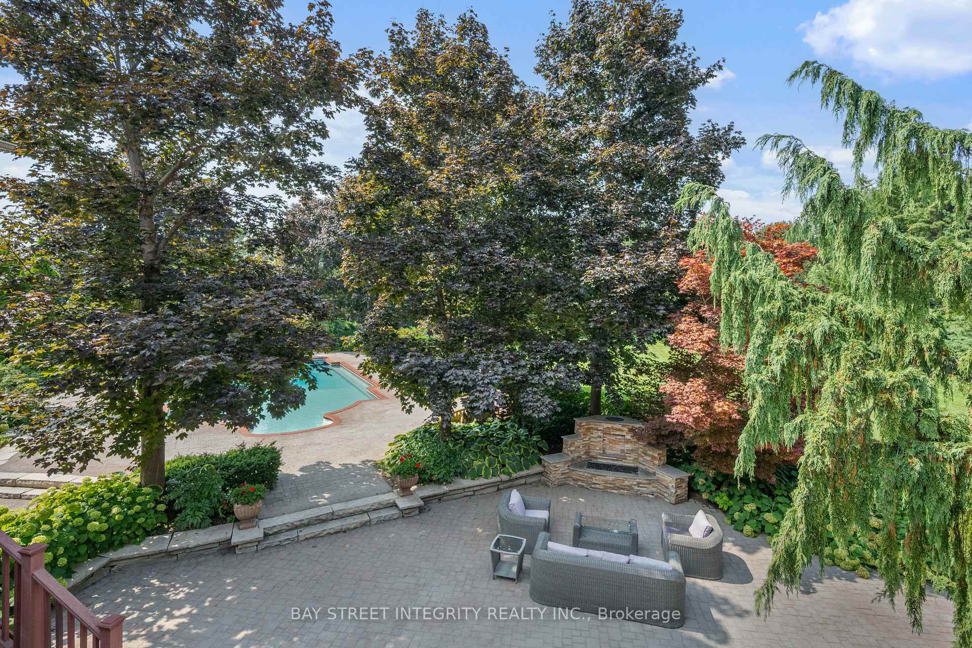 Photo 33 of 12 Alm Court, Aurora, Aurora Estates — HOMEH