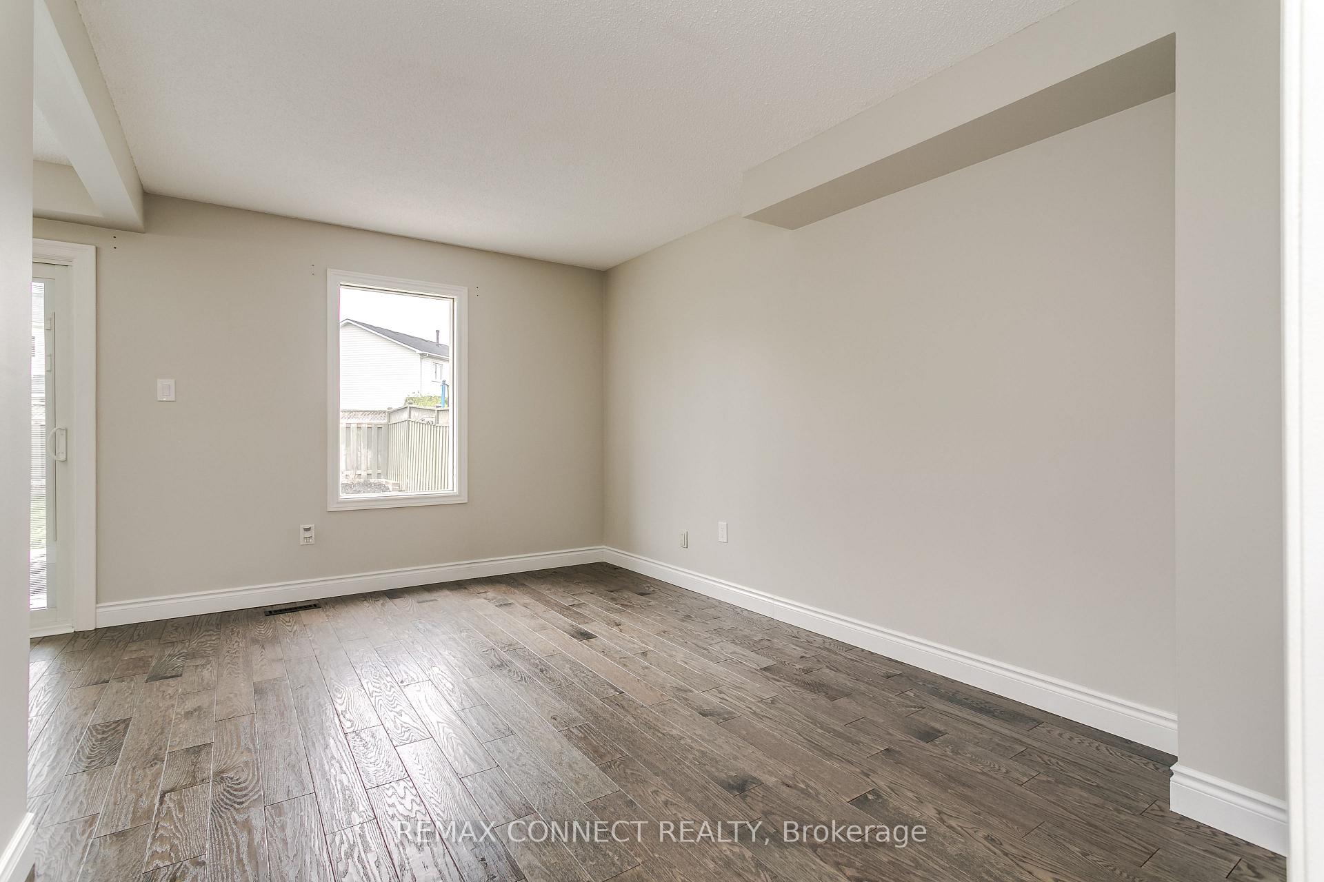 Photo 7 of 15 Kennedy Drive, Clarington, Courtice — HOMEH