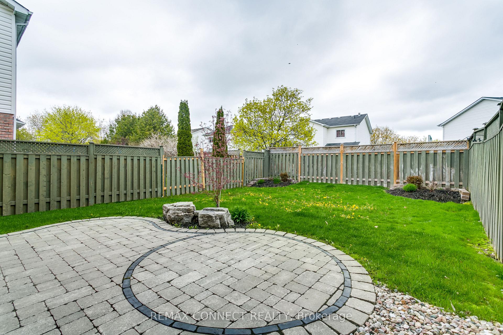 Photo 12 of 15 Kennedy Drive, Clarington, Courtice — HOMEH