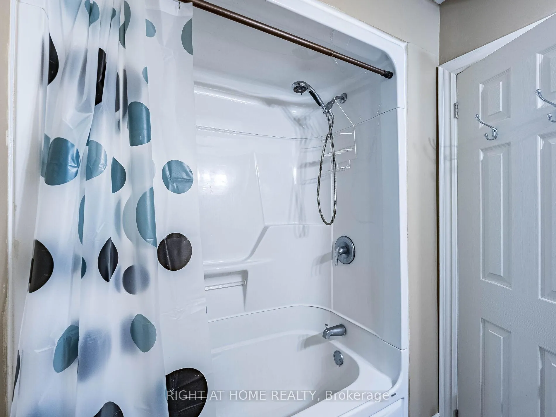 Photo 18 of Unit 302, 283 King Street E, Hamilton, Beasley — HOMEH